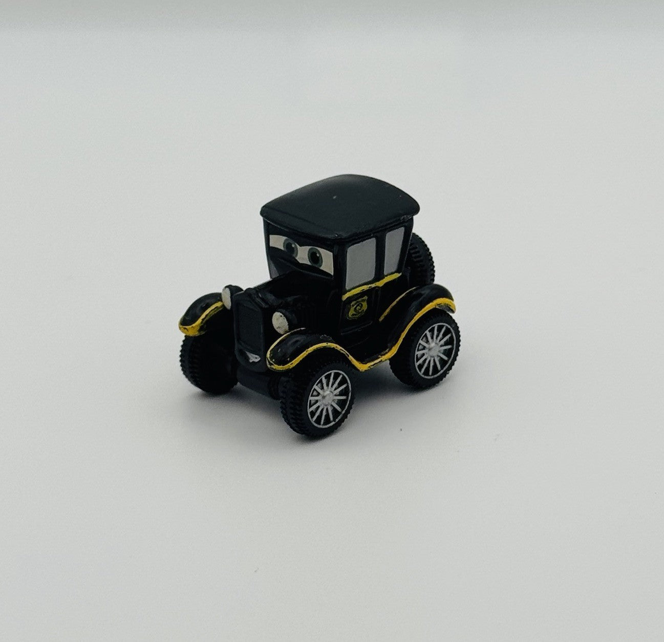 Disney Pixar Cars - Mini Adventures DEPUTY LIZZIE - Radiator Springs Police