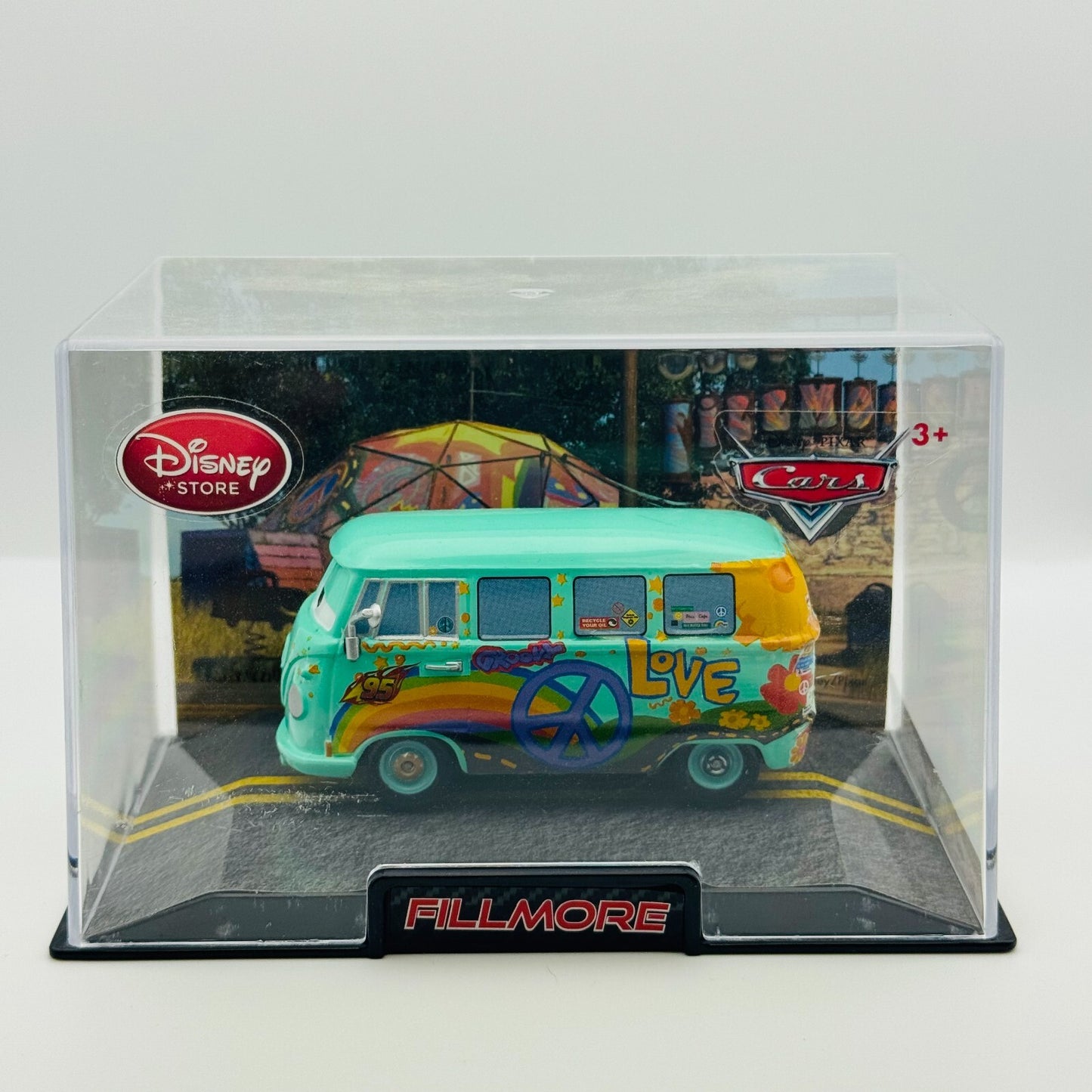 Disney Pixar Cars - RACE TEAM FILLMORE Disney Store - 1:43 Diecast