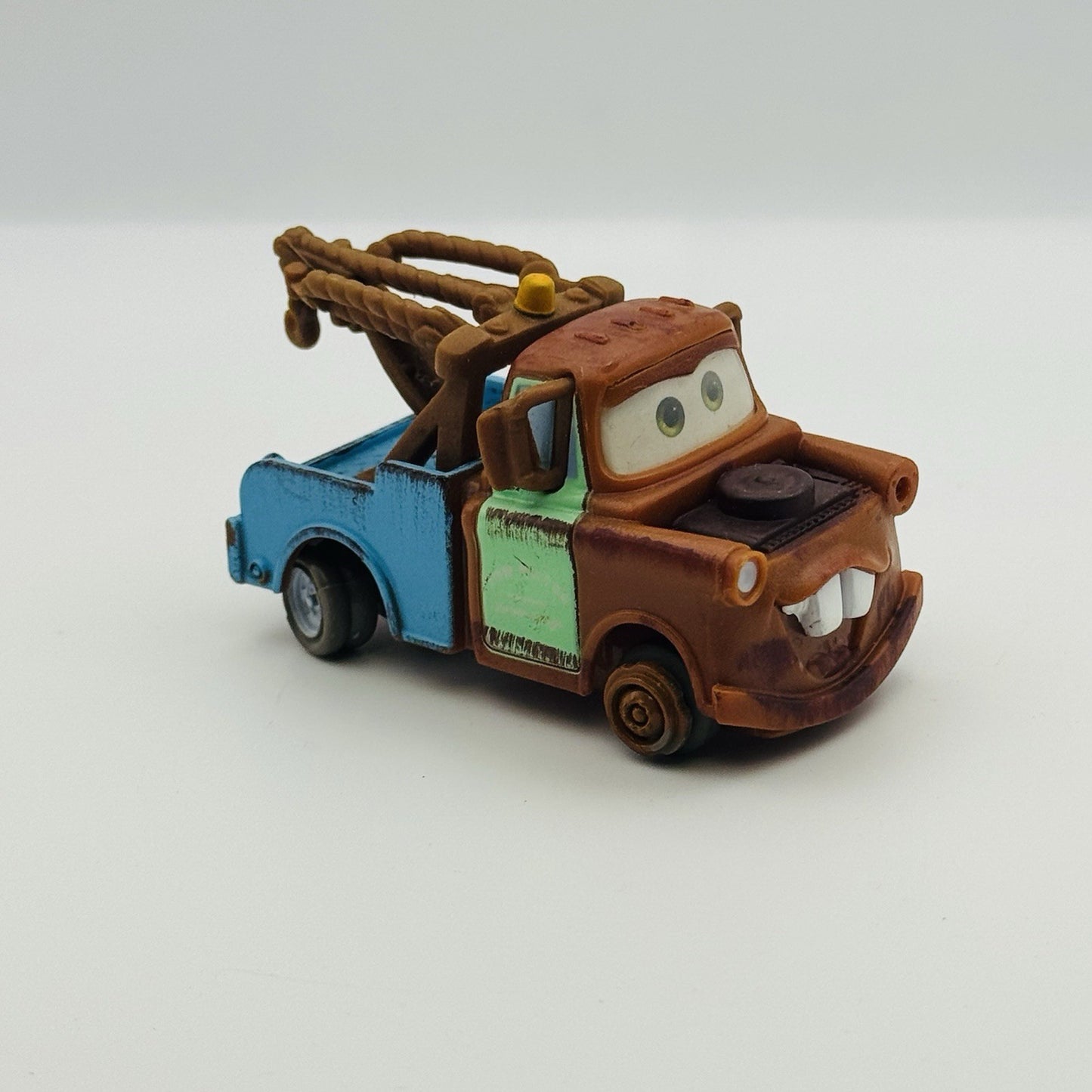 Disney Pixar Cars - PULL BACK PULLBAX MATER FOR LARGE TALKING DINOCO HELICOPTER