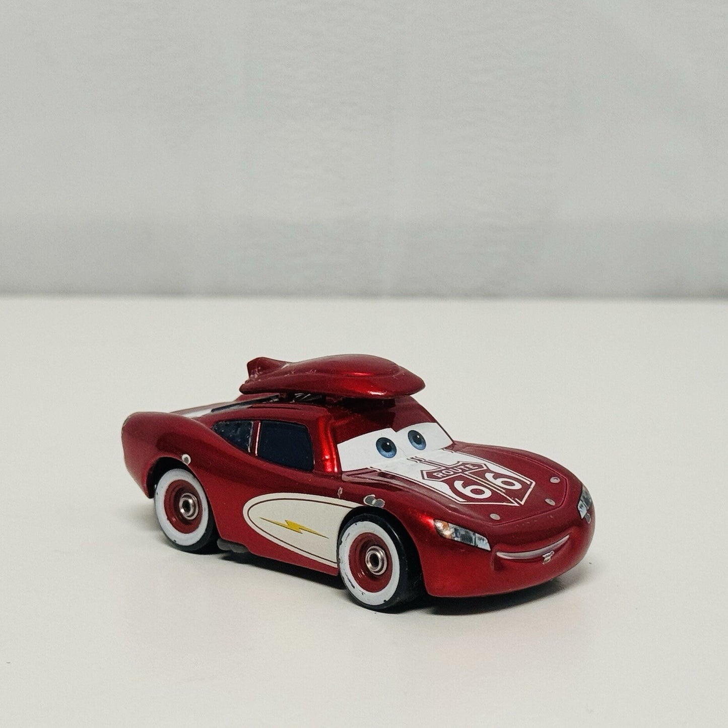 Disney Pixar Cars - ROAD TRIP CRUISIN’ MCQUEEN RD TR1P - 1:55 Diecast