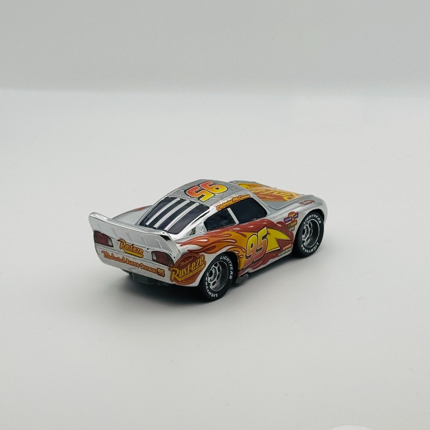 Disney Pixar Cars - SILVER CHROME LIGHTNING McQUEEN Factory Custom- 1:55 Diecast