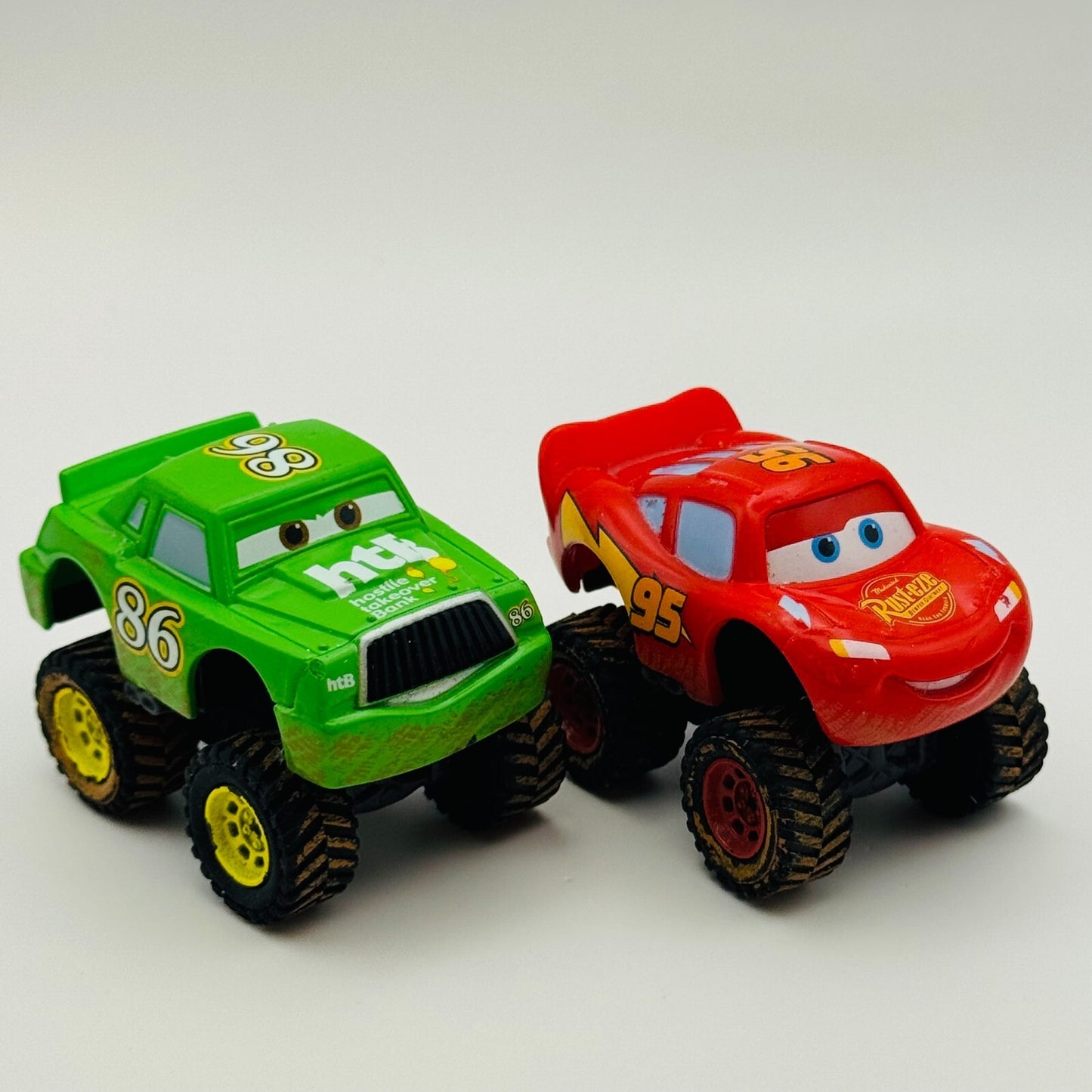 Disney Pixar Cars - Mini Adventures MCQUEEN & CHICK HICKS - 4X4 Buddies