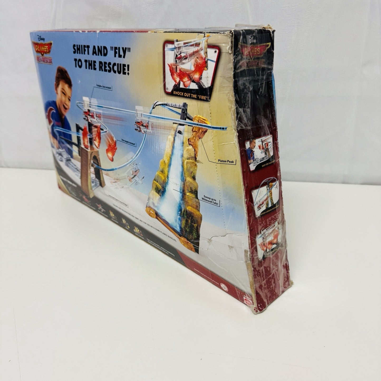 Disney Planes - PISTON PEAK AIR ATTACK Track Set Action Shifters - 1:55 Scale