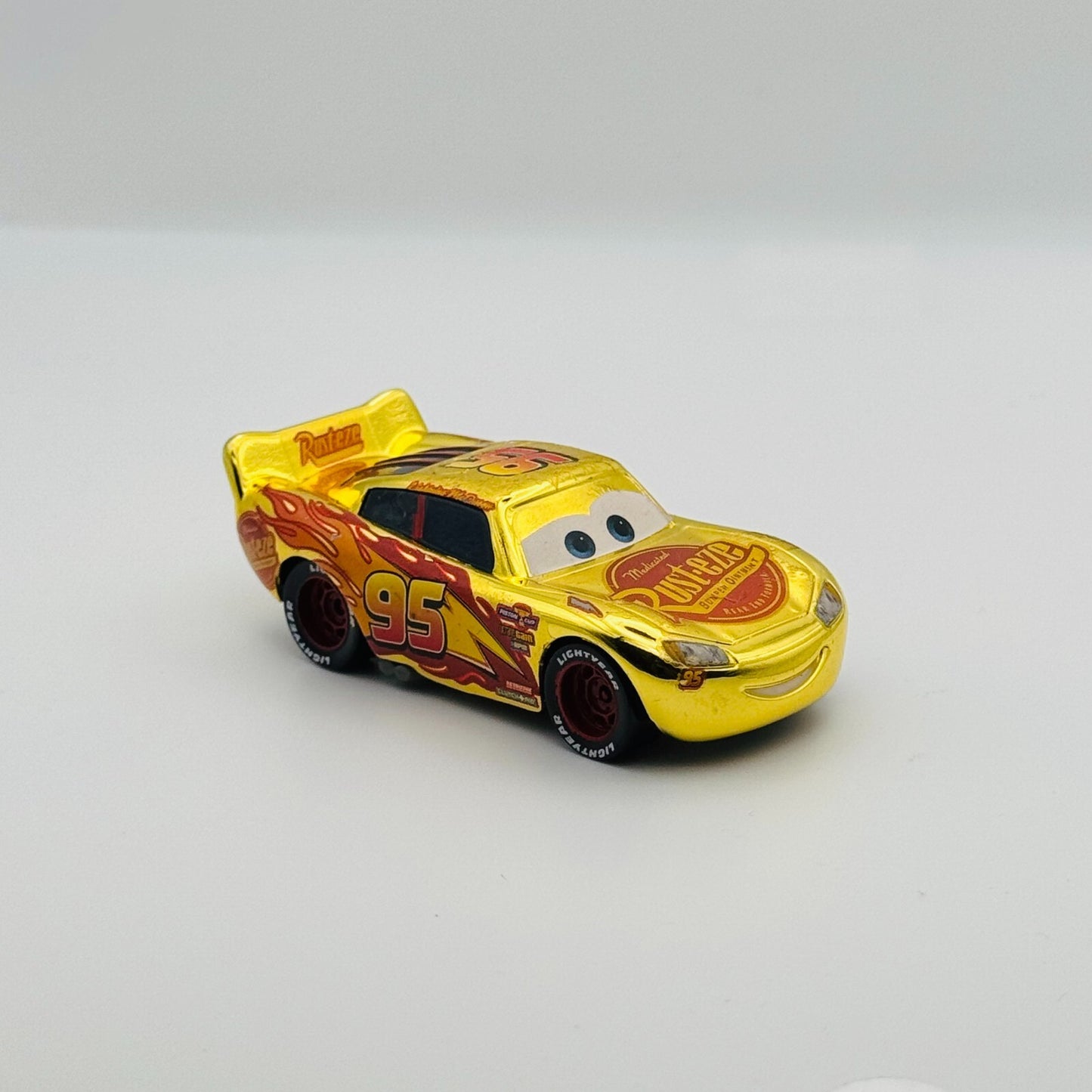 Disney Pixar Cars - GOLD CHROME LIGHTNING McQUEEN Factory Custom - 1:55 Diecast