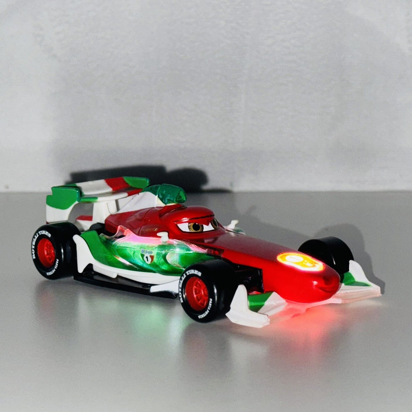 Disney Pixar Cars - NEON RACER FRANCESCO LIGHT-UP Disney Store - 1:43 Diecast