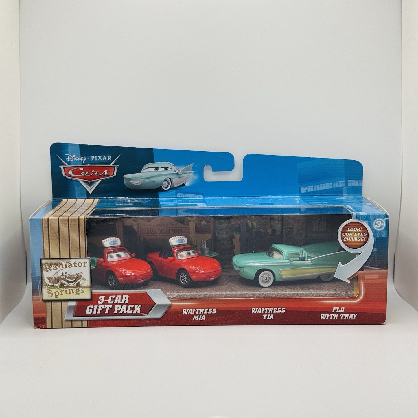 Disney Pixar Cars - WAITRESS MIA TIA FLO WITH TRAY 3-Pack 2010 - 1:55 Diecast