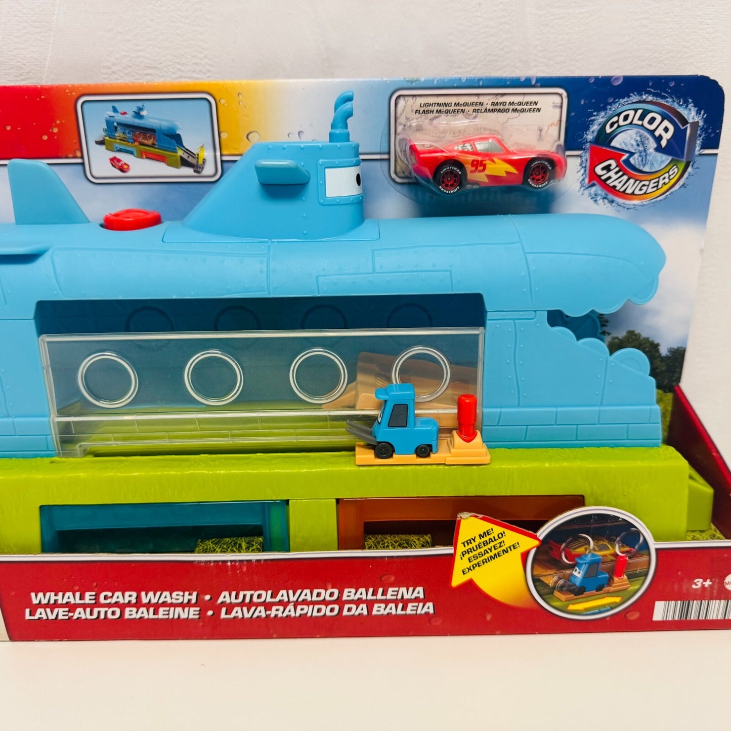 Disney Pixar Cars - COLOR CHANGERS WHALE CAR WASH ON THE ROAD - 1:55 Scale