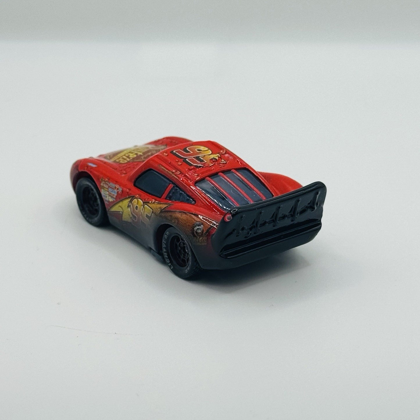 Disney Pixar Cars Toon SOAKED LIGHTNING MCQUEEN Rescue Squad Mater 1:55 Diecast