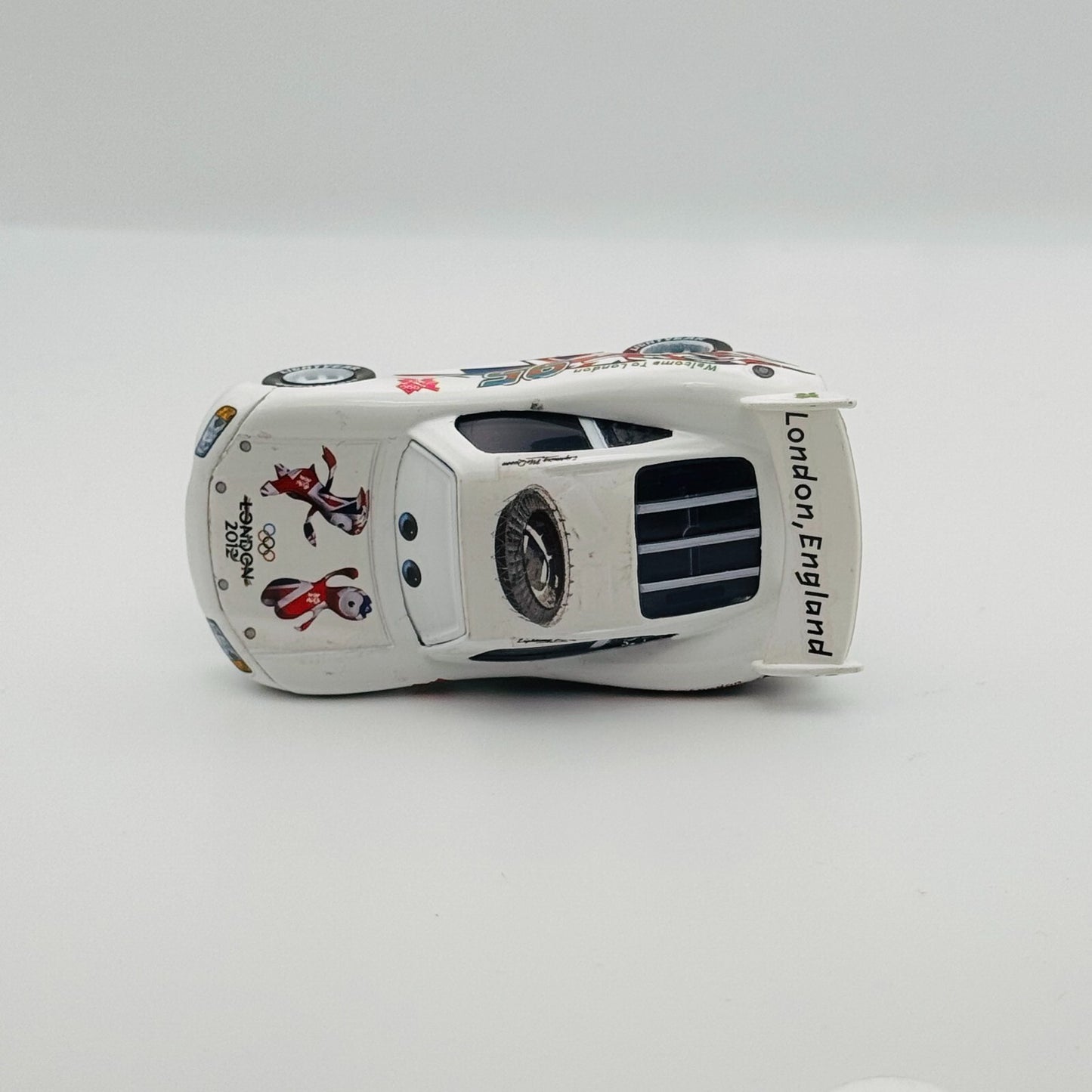 Disney Pixar Cars - 2012 LONDON OLYMPICS MCQUEEN Factory Custom - 1:55 Diecast