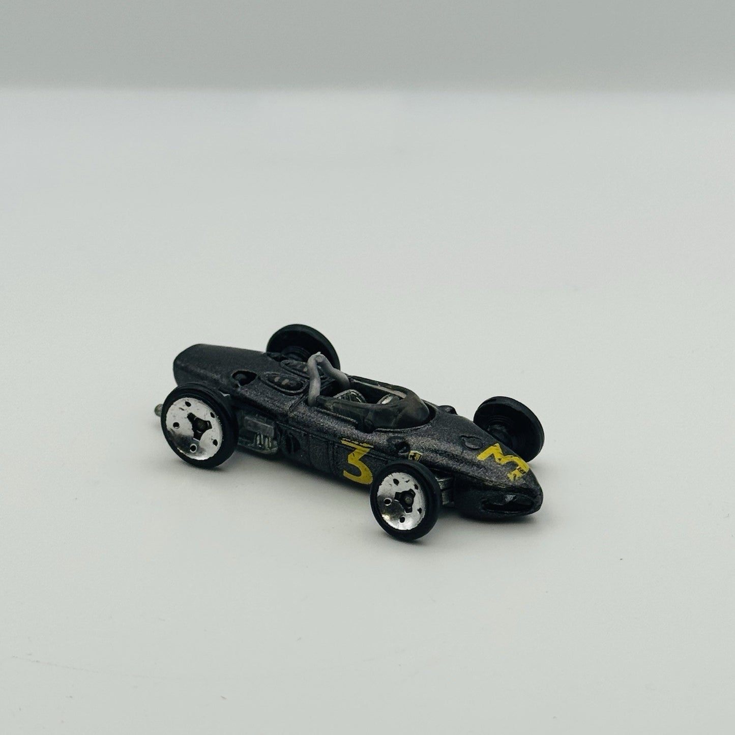 Hot Wheels - BLACK FERRARI 156 #3 2000 LC103 - 1:64 Scale Diecast
