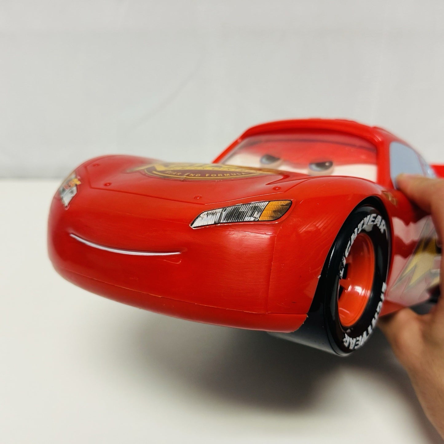 Disney Pixar Cars - LARGE 14” LIGHTS & SOUNDS LIGHTNING MCQUEEN Moving Eyes 2007