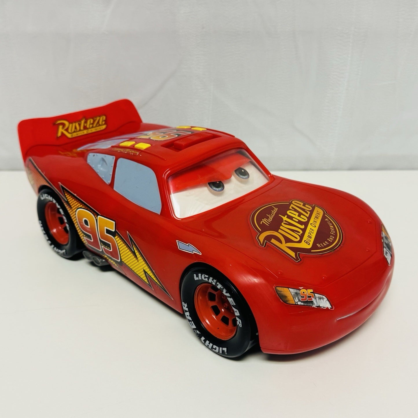 Disney Pixar Cars - LARGE 14” LIGHTS & SOUNDS LIGHTNING MCQUEEN Moving Eyes 2007