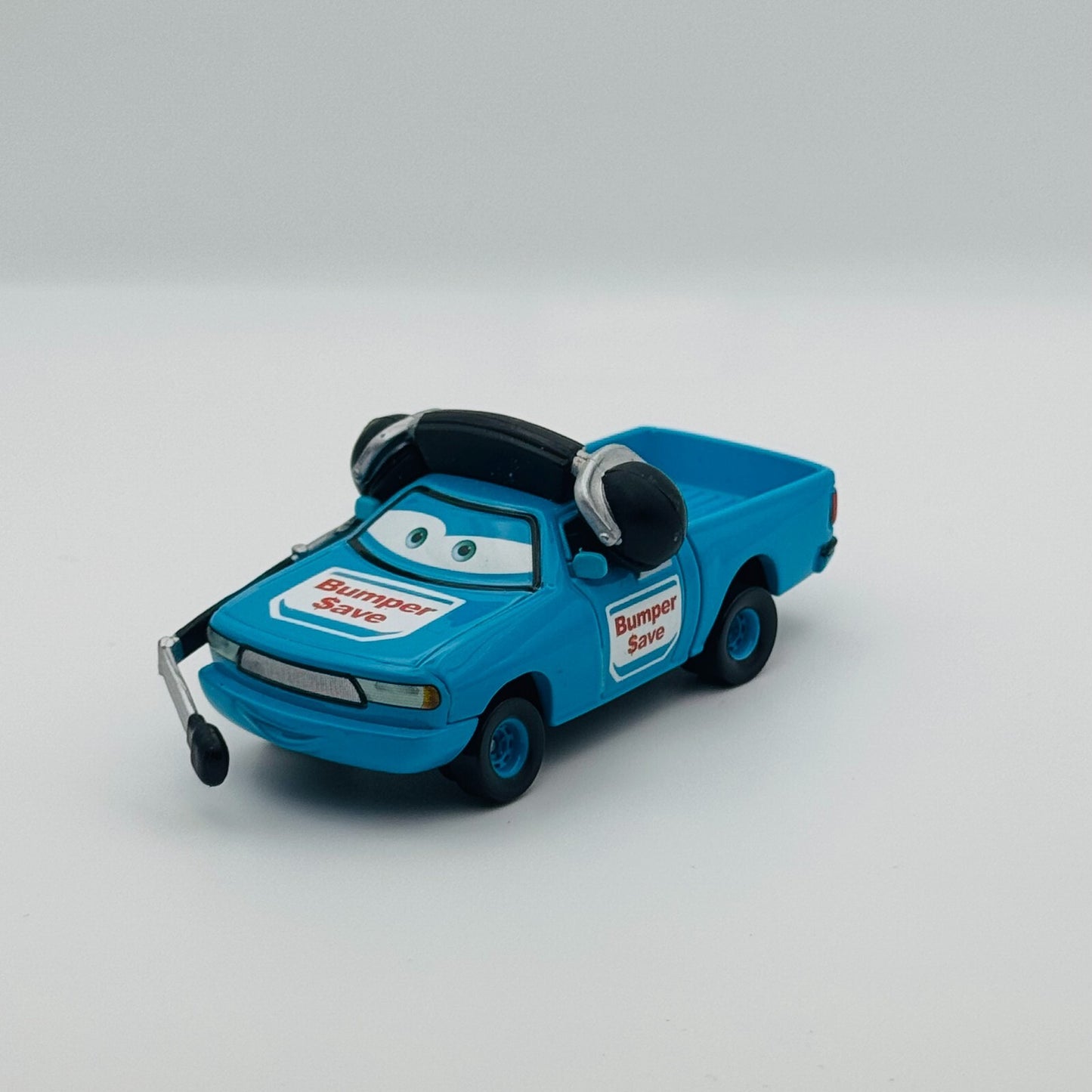 Disney Pixar Cars - TEAM BUMPER SAVE CREW CHIEF BEN DOORDAN 2010 - 1:55 Diecast