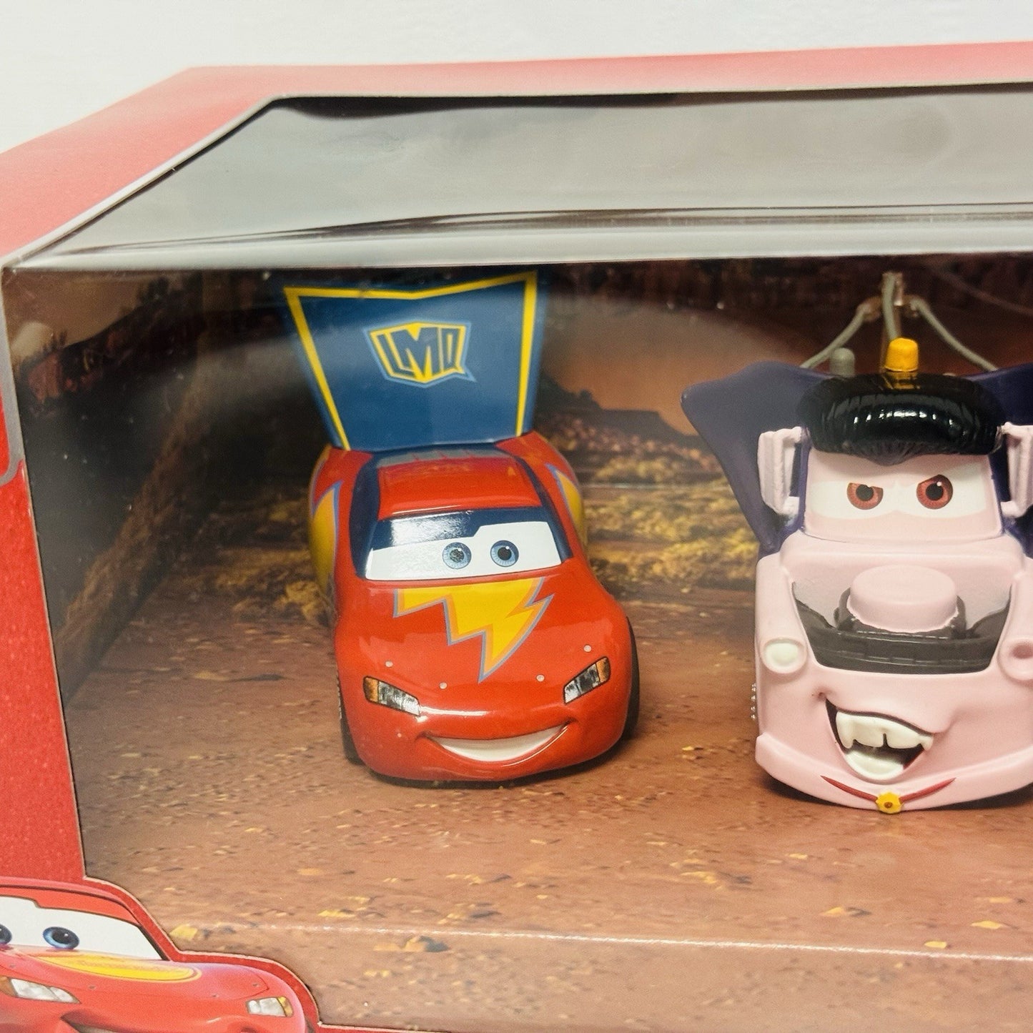 Disney Pixar Cars - HALLOWEEN 4-PACK CLOWN RED, DJ, DRACULA MATER - 1:43 Diecast