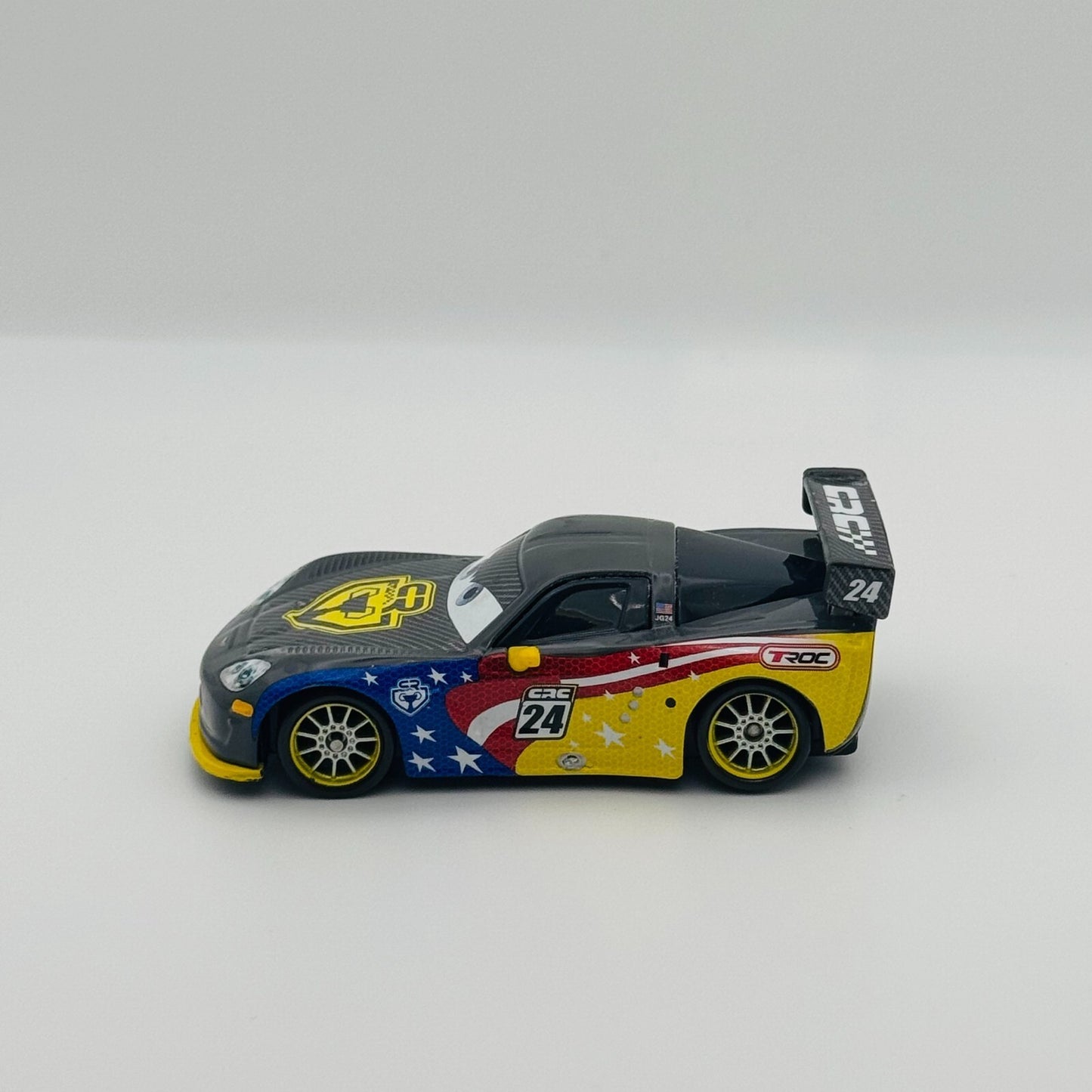 Disney Pixar Cars - CARBON RACERS JEFF GORVETTE 2016 - 1:55 Diecast