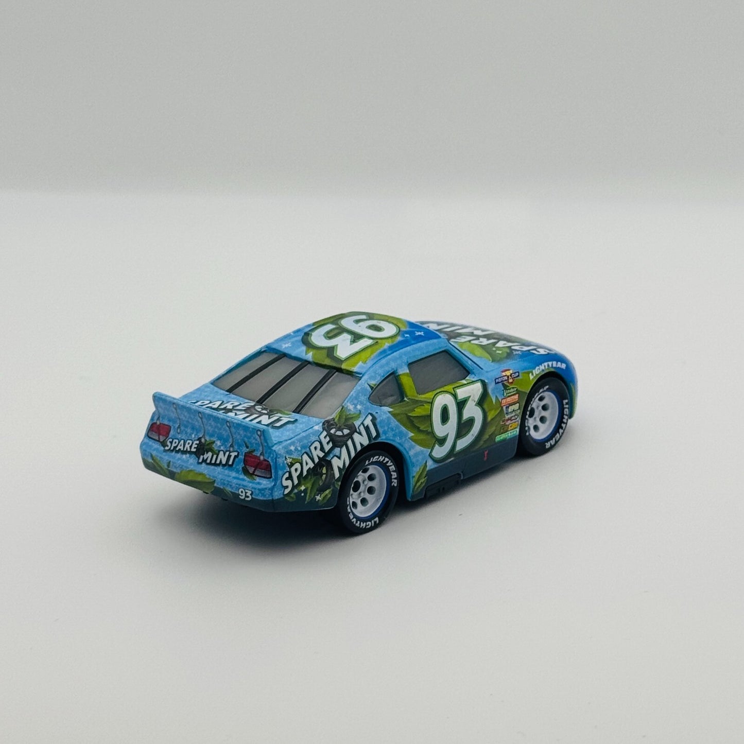 Disney Pixar Cars - ERNIE GEARSON SPARE O MINT Cars 3 2017 - 1:55 Diecast