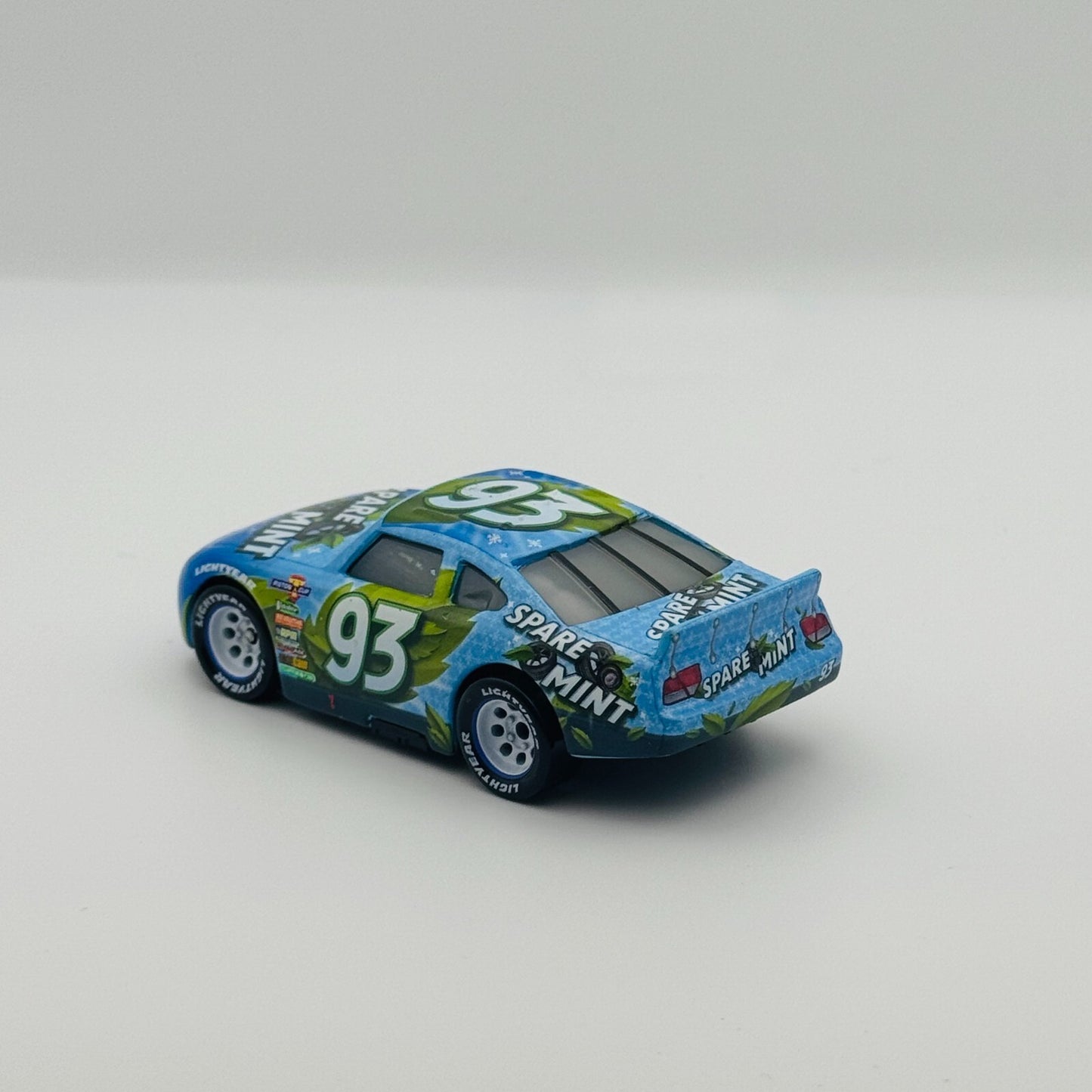 Disney Pixar Cars - ERNIE GEARSON SPARE O MINT Cars 3 2017 - 1:55 Diecast
