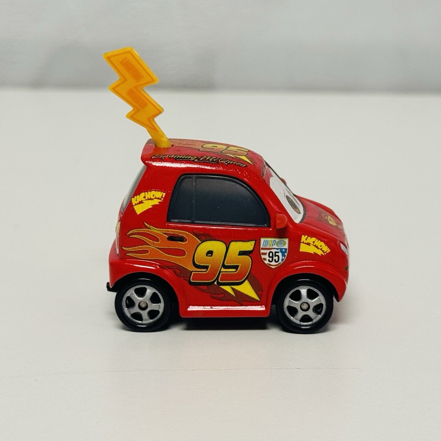 Disney Pixar Cars - Cartney Brakin NO DATE STAMP Backdoor - 1:55 Diecast