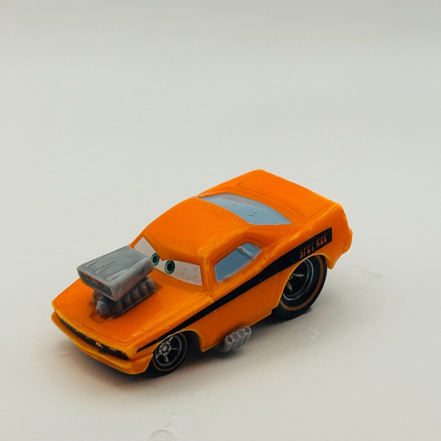 Disney Pixar Cars - COLOR CHANGERS SNOT ROD ORANGE/YELLOW 2010 - 1:55 Scale