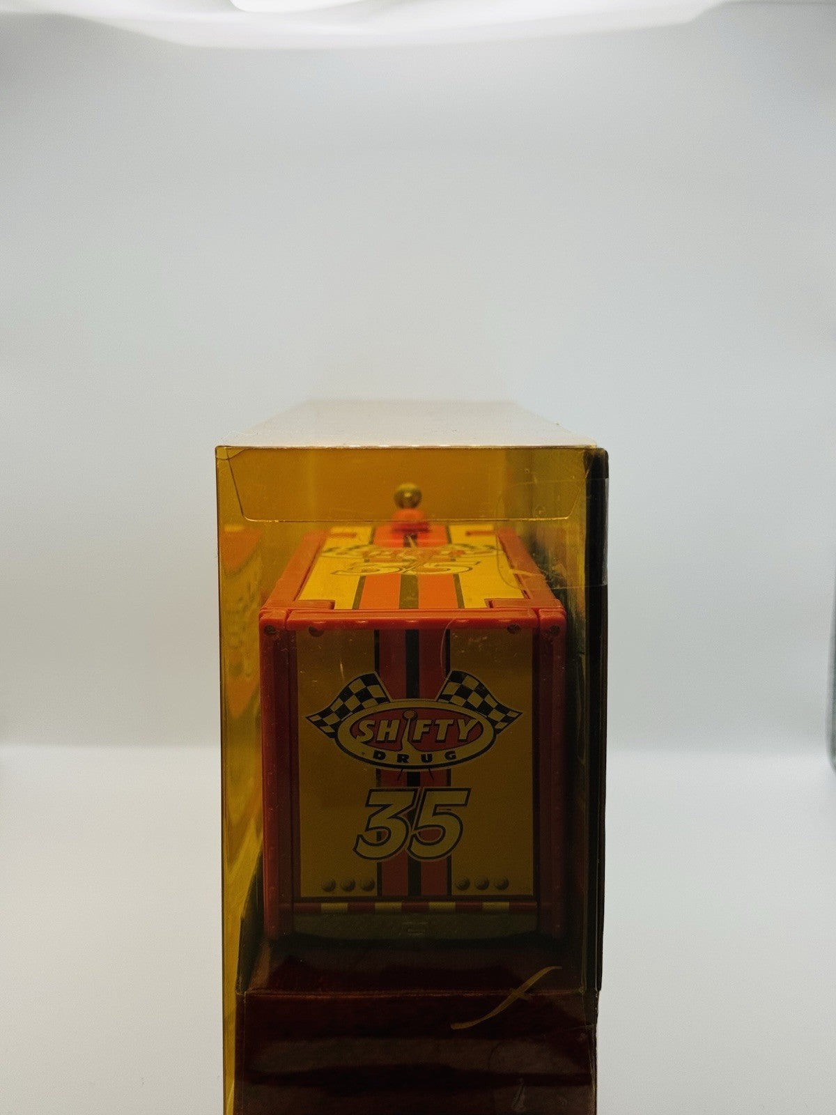 Disney Pixar Cars - SHIFTY DRUG HAULER 2010 - 1:55 Diecast