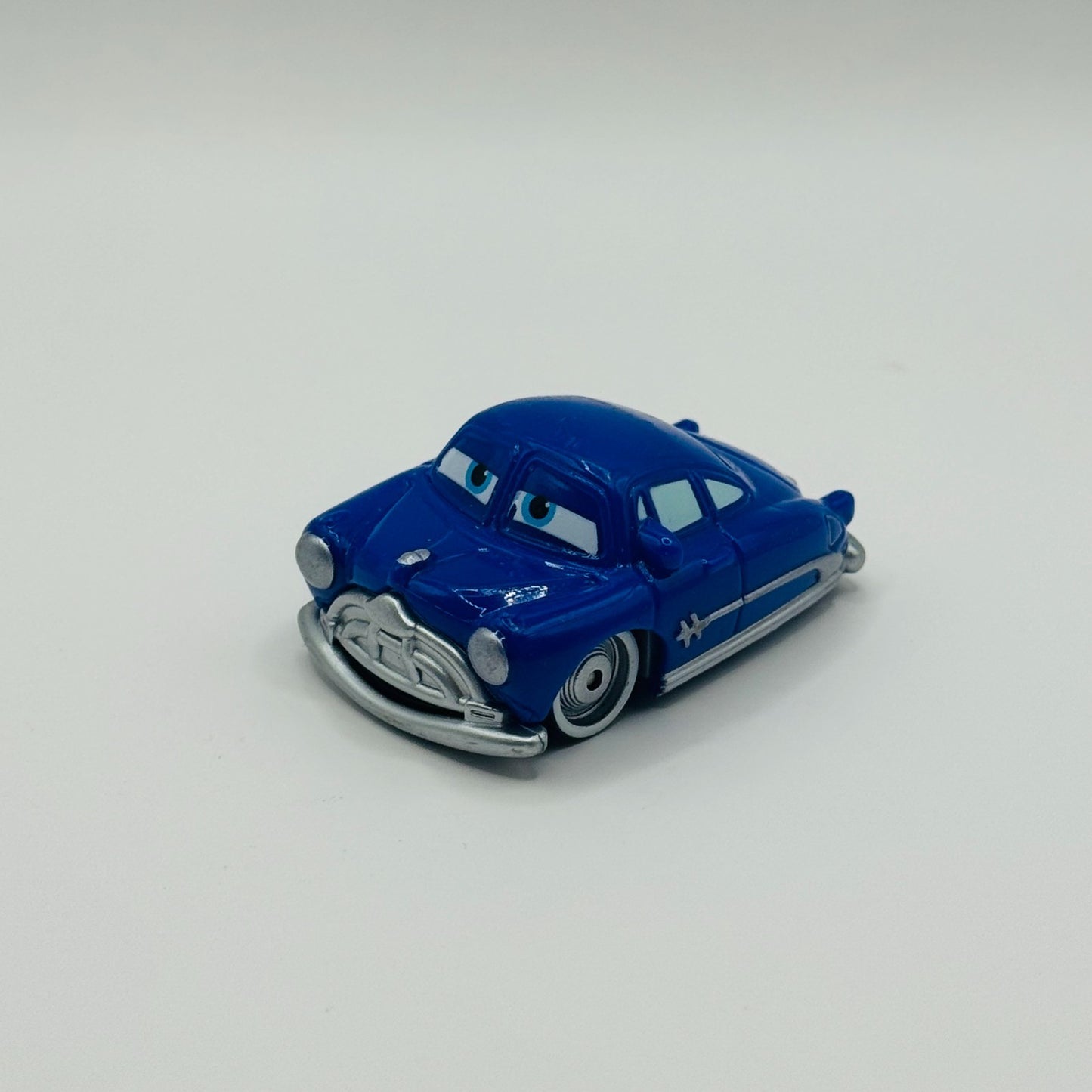 Disney Pixar Cars - Mini Adventures - EXCLUSIVE DOC HUDSON - Cruisin' At Flo's