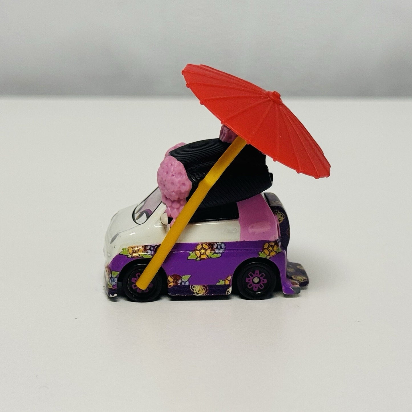 Disney Pixar Cars 2 - TAMIKO STREETS OF JAPAN 5-PACK - 1:55 Diecast