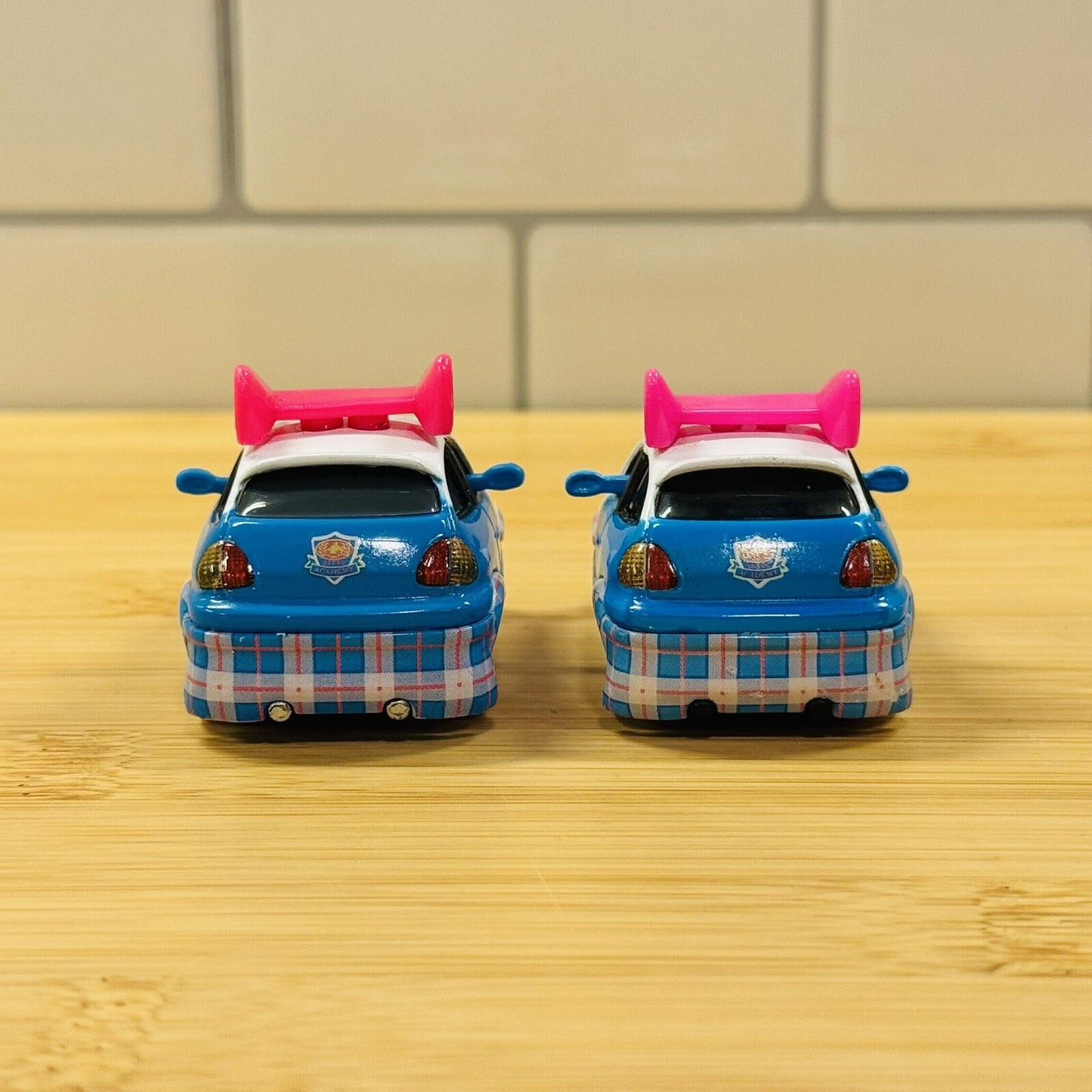 Disney Pixar Cars Suki Light Pink & Painted Mirrors SAMPLE PROTOTYPE 2011 - 1:55