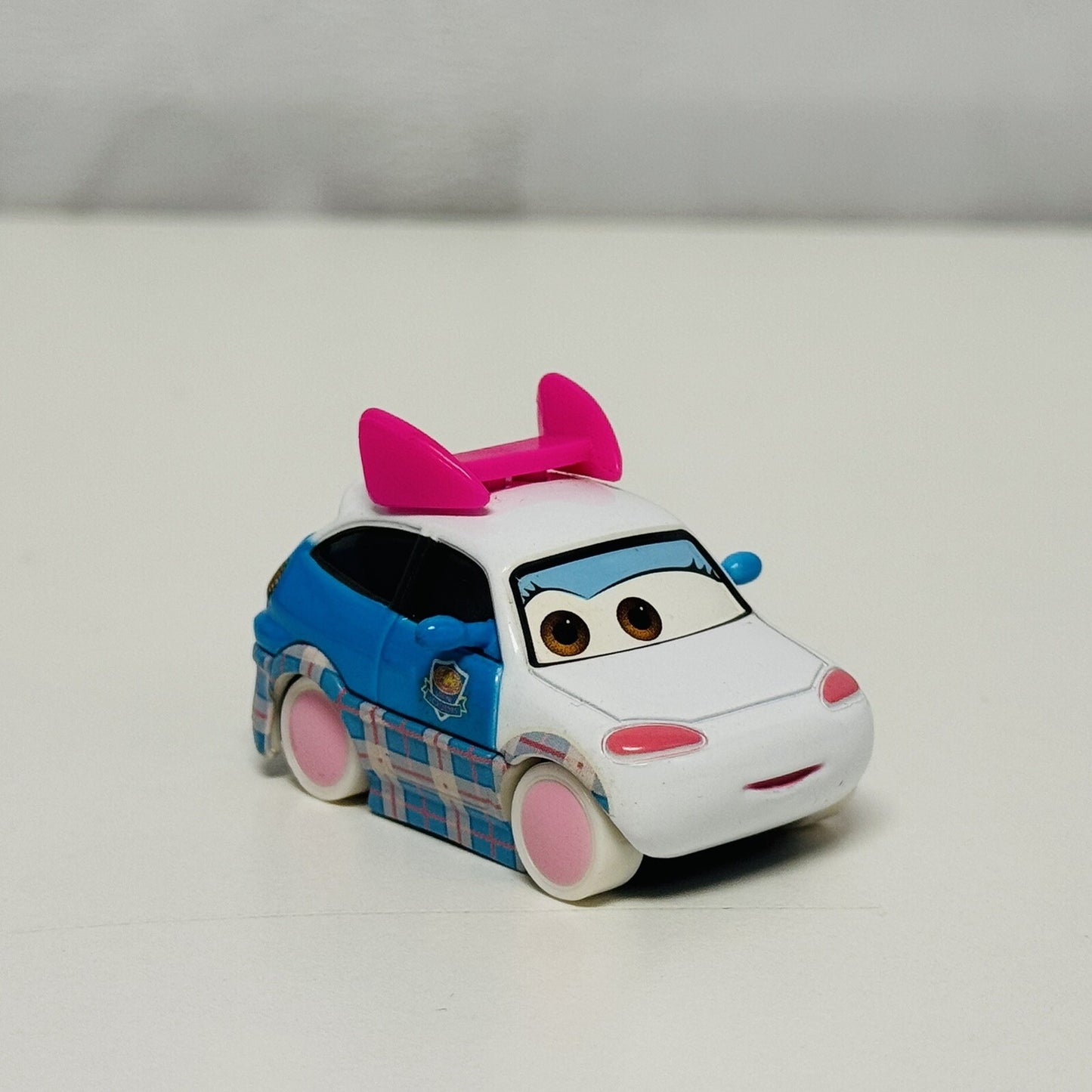 Disney Pixar Cars Suki Light Pink & Painted Mirrors SAMPLE PROTOTYPE 2011 - 1:55