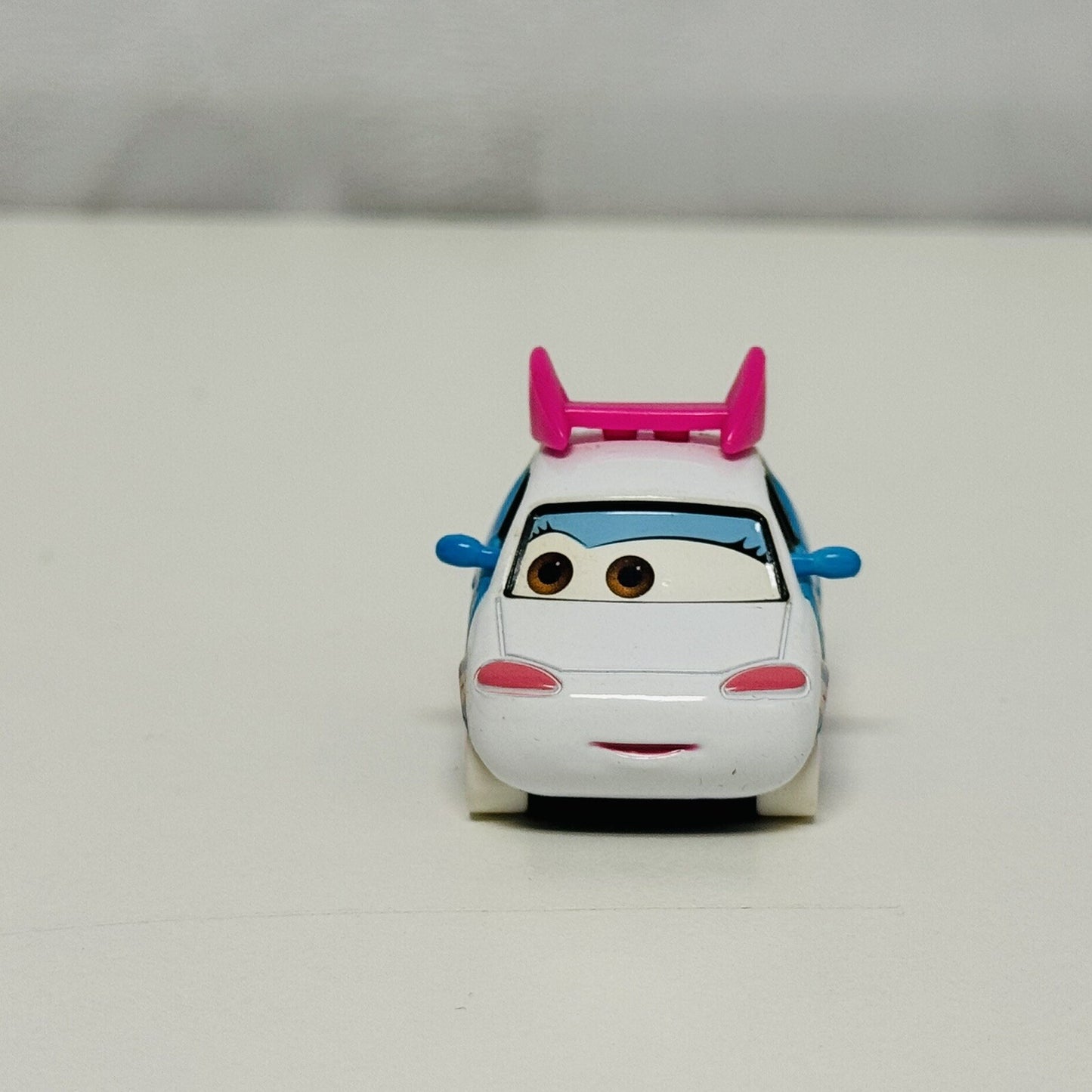 Disney Pixar Cars Suki Light Pink & Painted Mirrors SAMPLE PROTOTYPE 2011 - 1:55