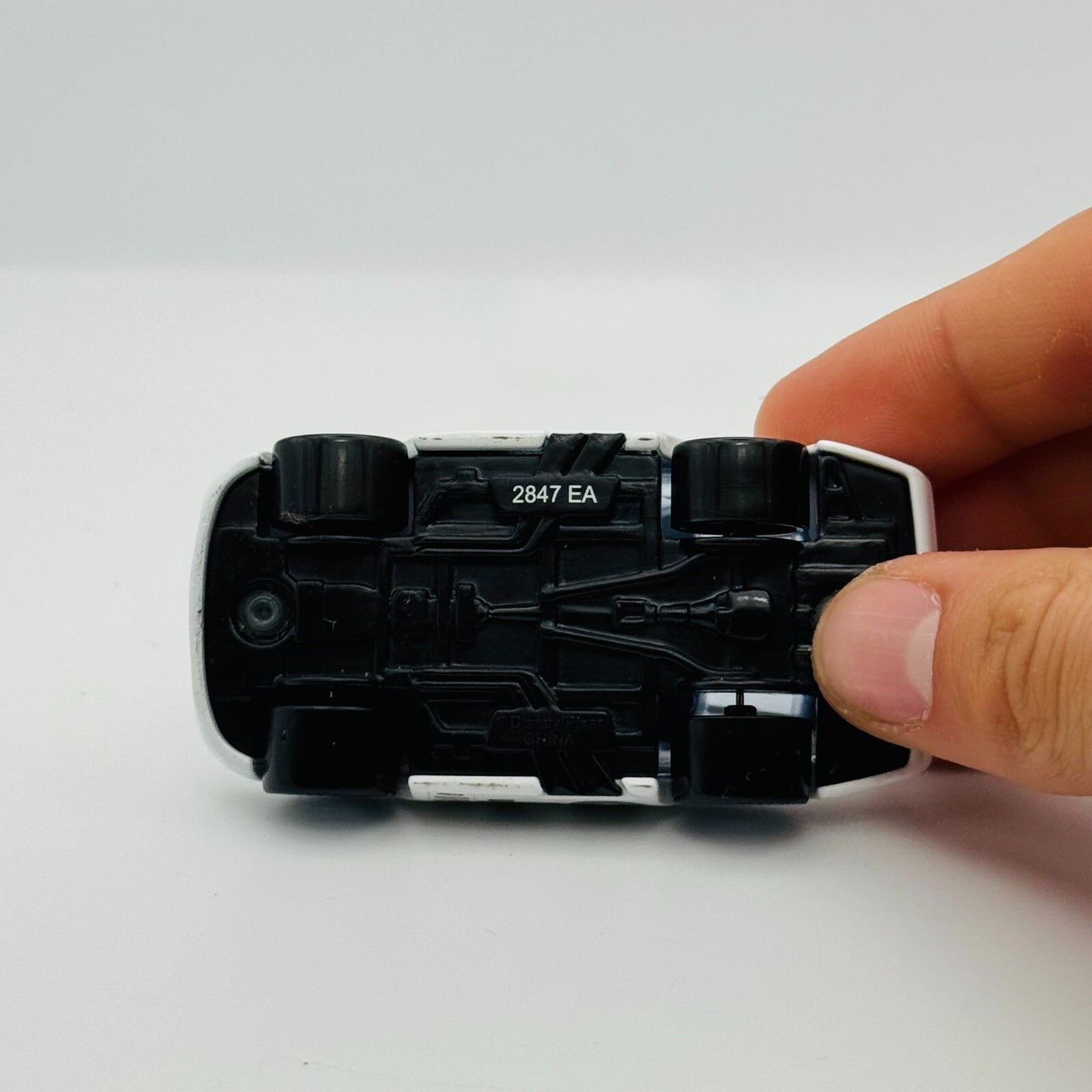 Disney Pixar Cars - 2008 APPLE CAR Factory Unauthorized Backdoor Curved “7” 1:55