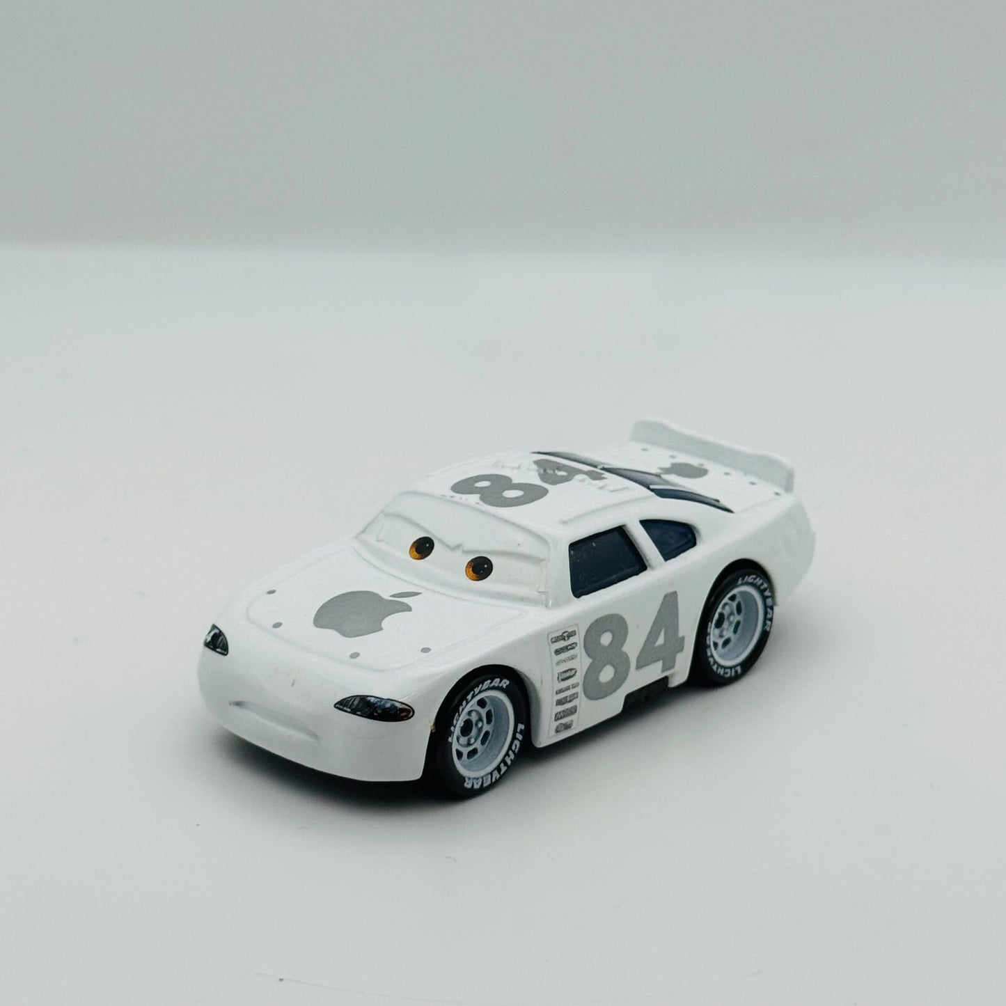 Disney Pixar Cars - 2008 APPLE CAR Factory Unauthorized Backdoor Curved “7” 1:55