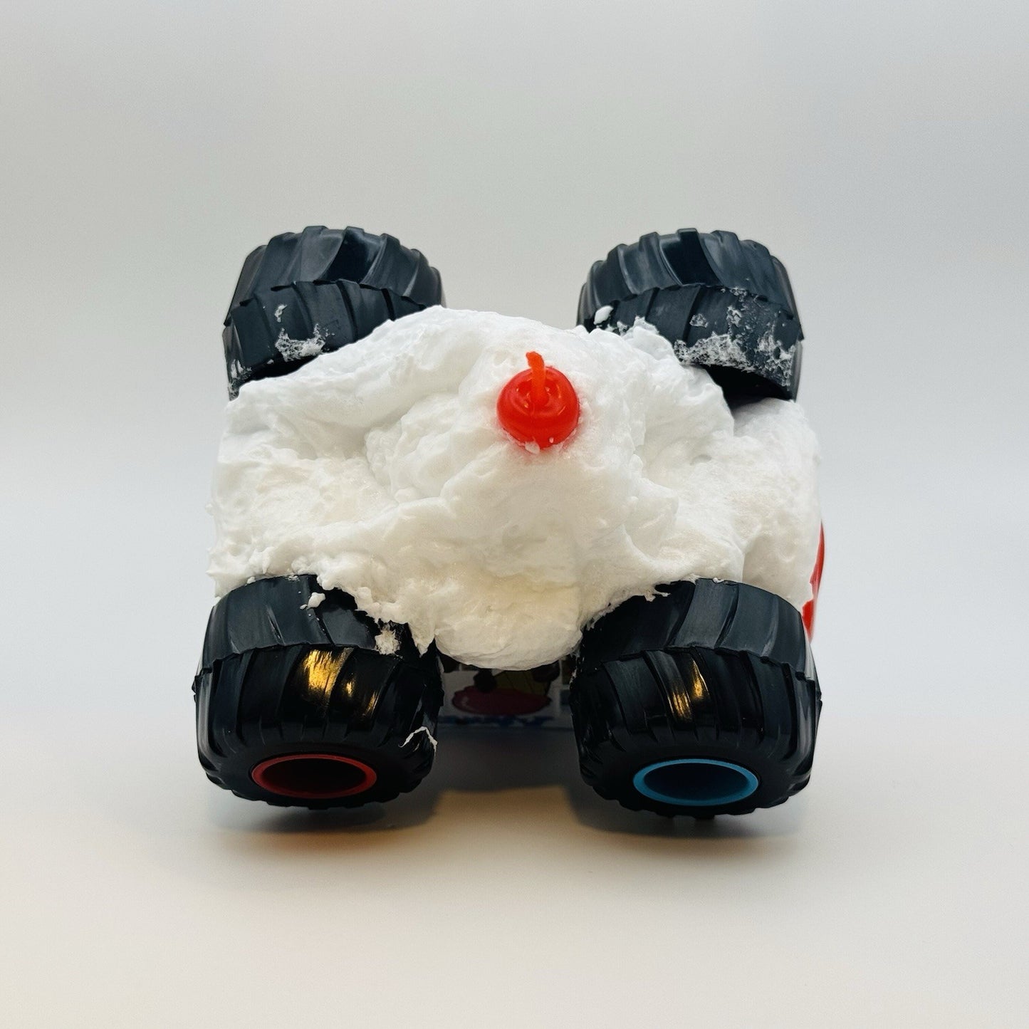 Disney Pixar Cars Toon I-SCREAMER SUNDAE CUSTOM Monster Truck Mater 1:55 Diecast