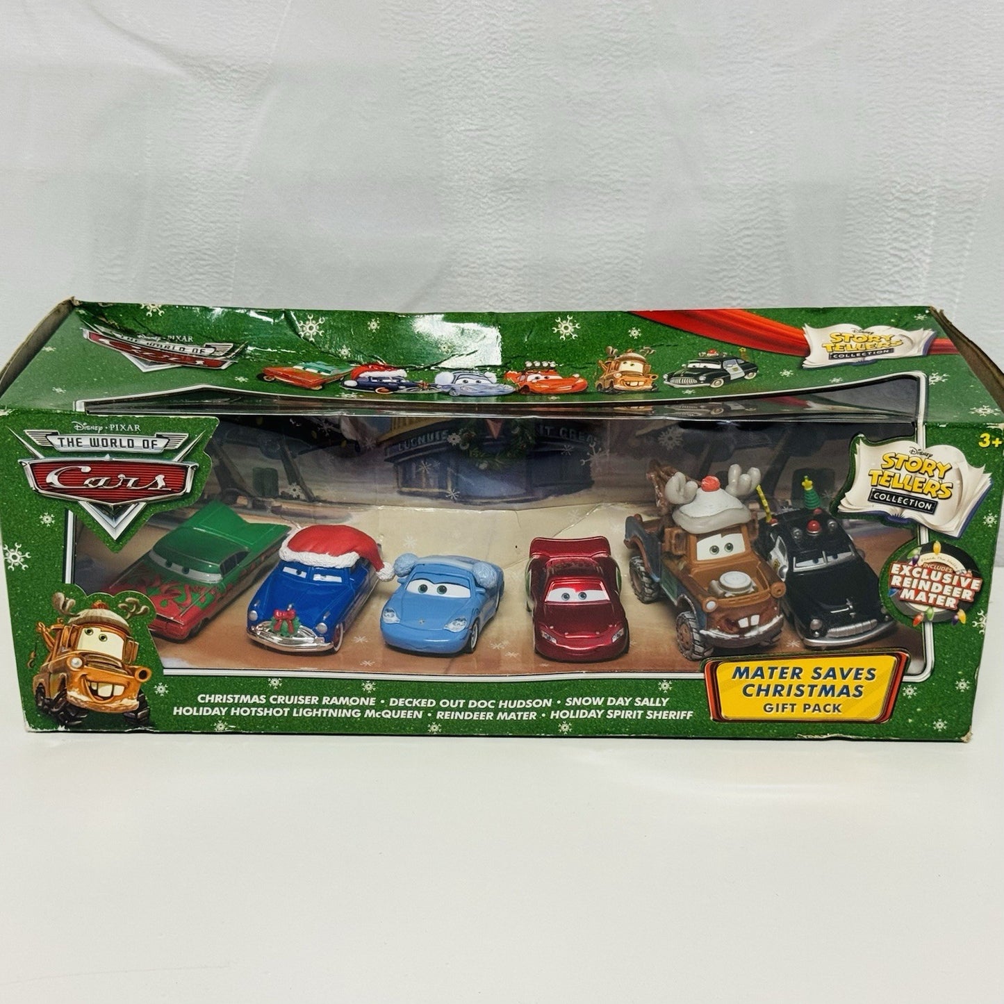 Disney Pixar Cars - MATER SAVES CHRISTMAS GIFT PACK Reindeer Mater 1:55 Diecast