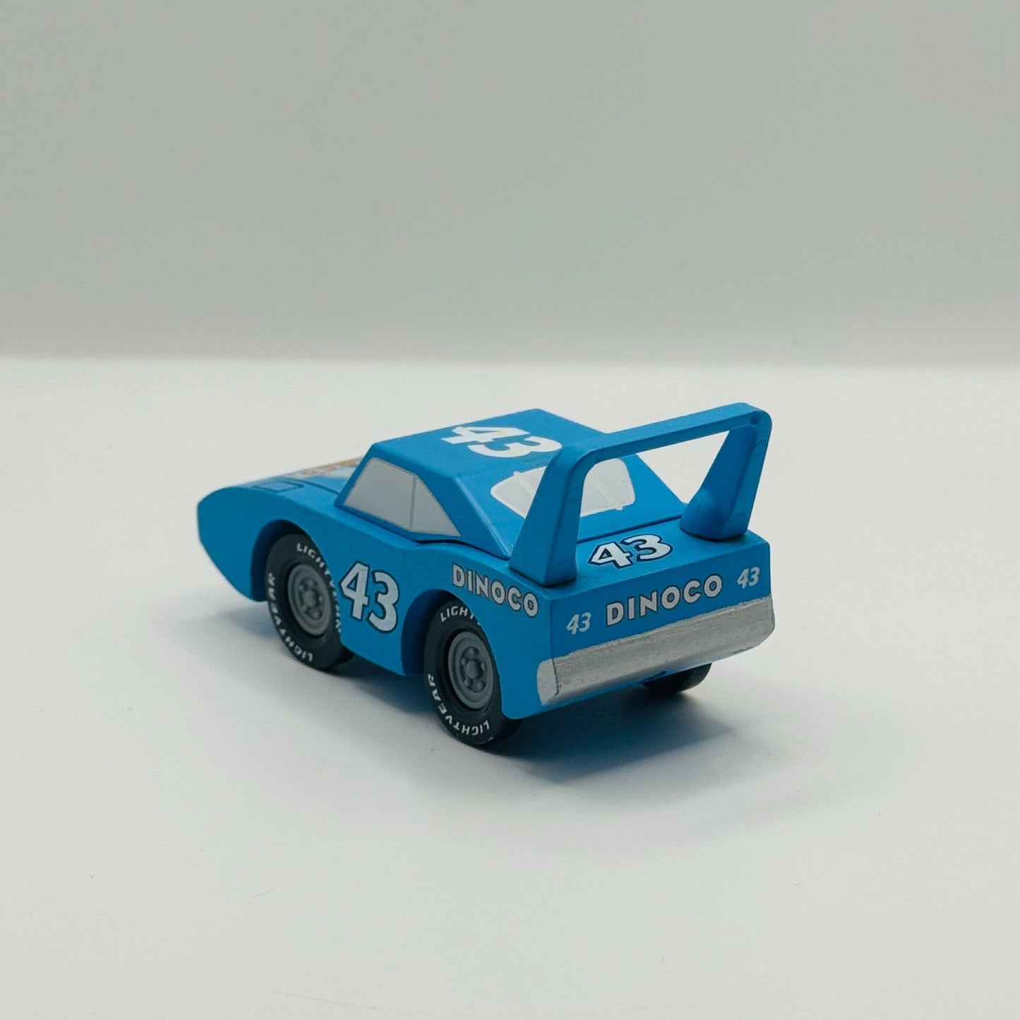 Disney Pixar Cars - WOOD THE KING STRIP WEATHERS - Wooden Toys R Us Exclusive