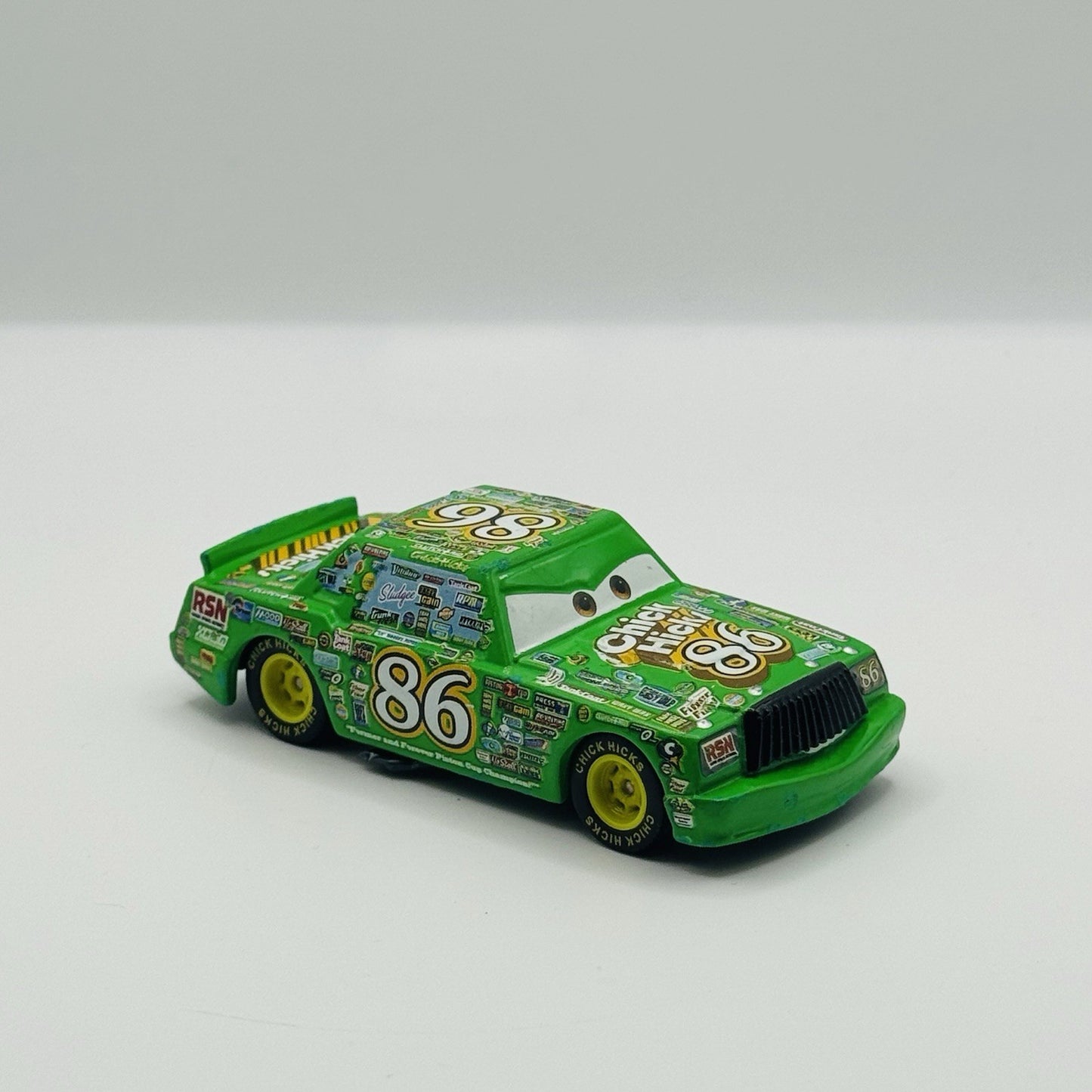 Disney Pixar Cars - CARS 3 CHICK HICKS RUBBER TIRES Scavenger Hunt 1:55 Diecast