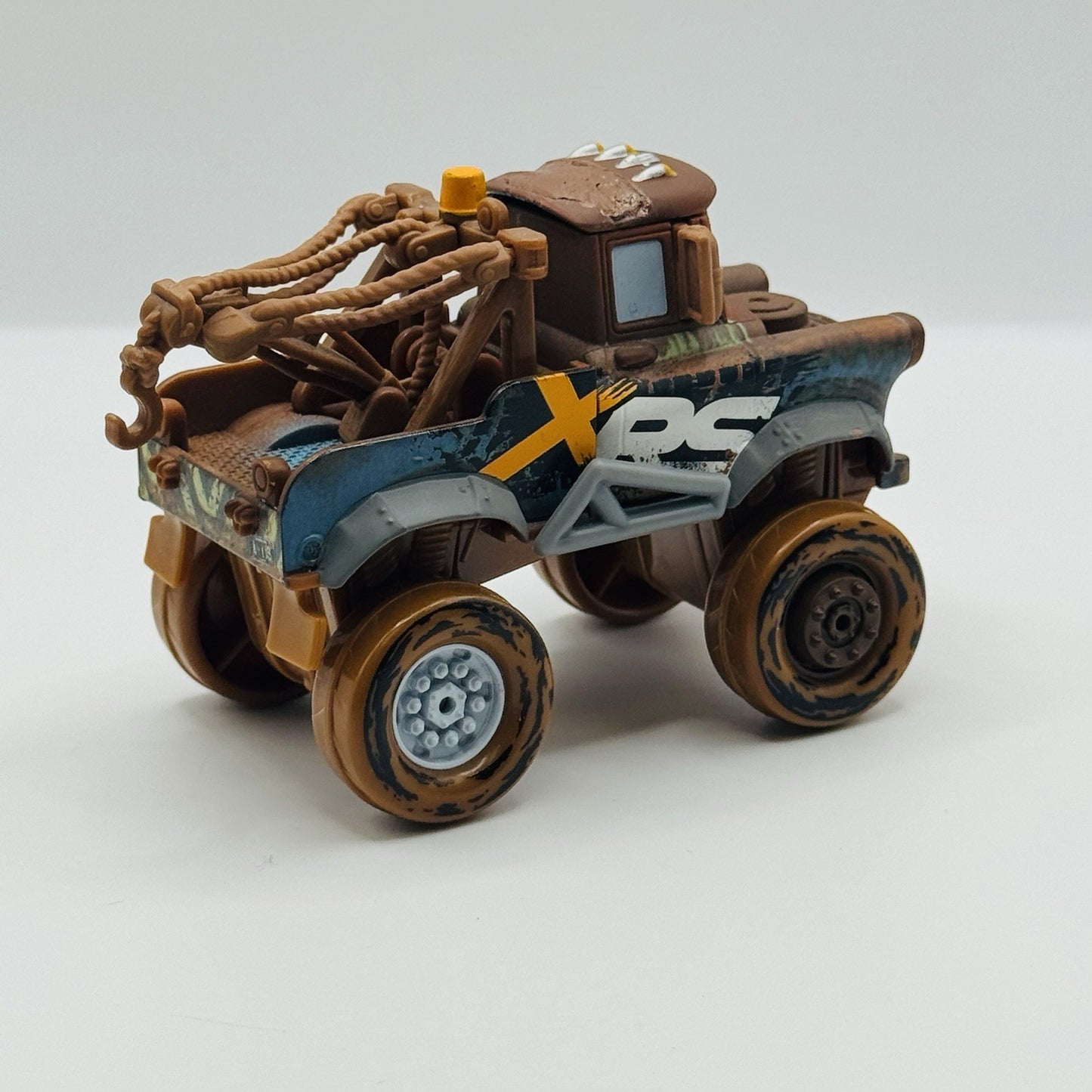 Disney Pixar Cars - XRS MUD RACING MATER 2018 - 1:55 Diecast