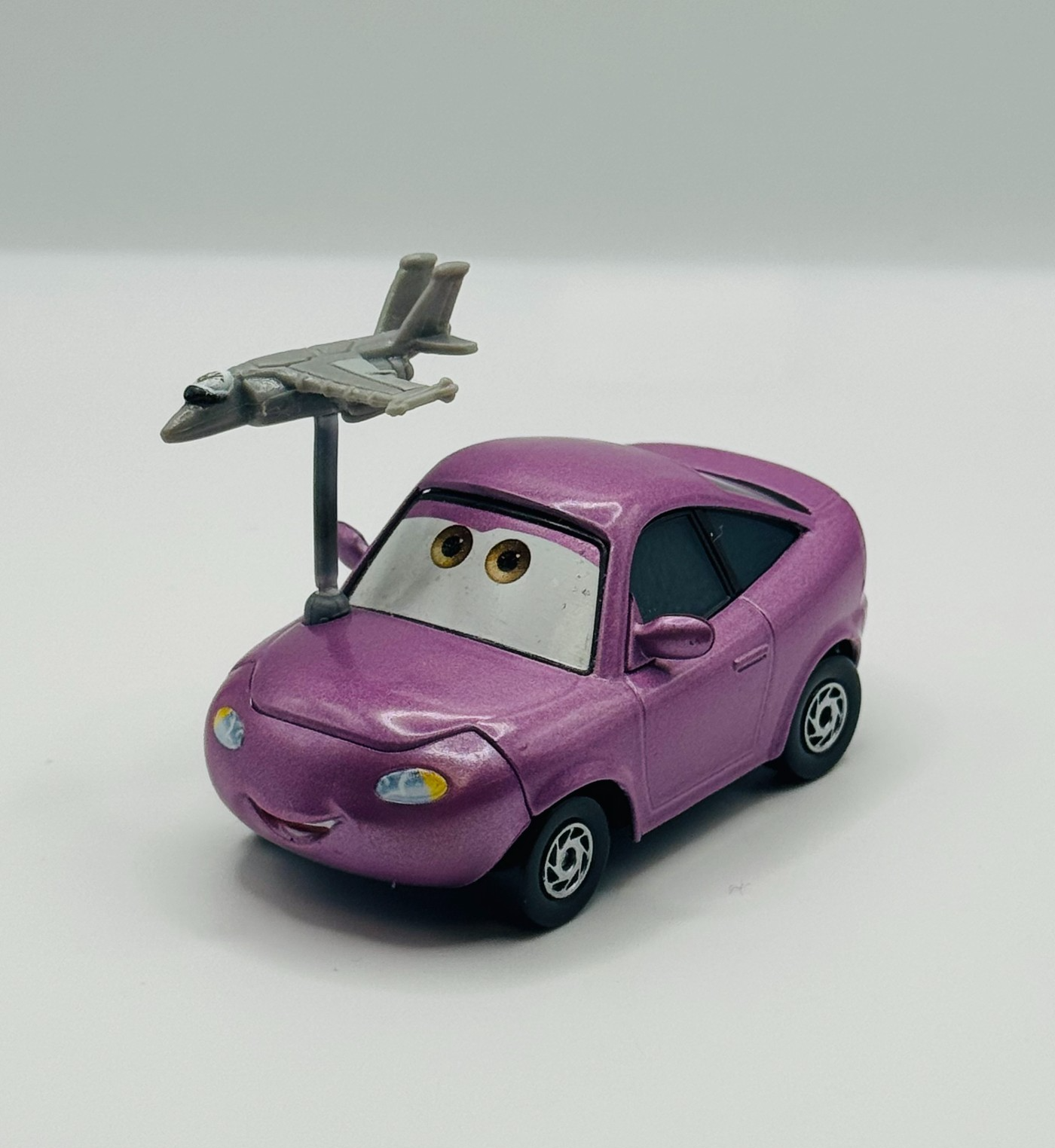 Disney Pixar Cars - CORIANDER WIDETRACK 2010/ 2013 - 1:55 Diecast