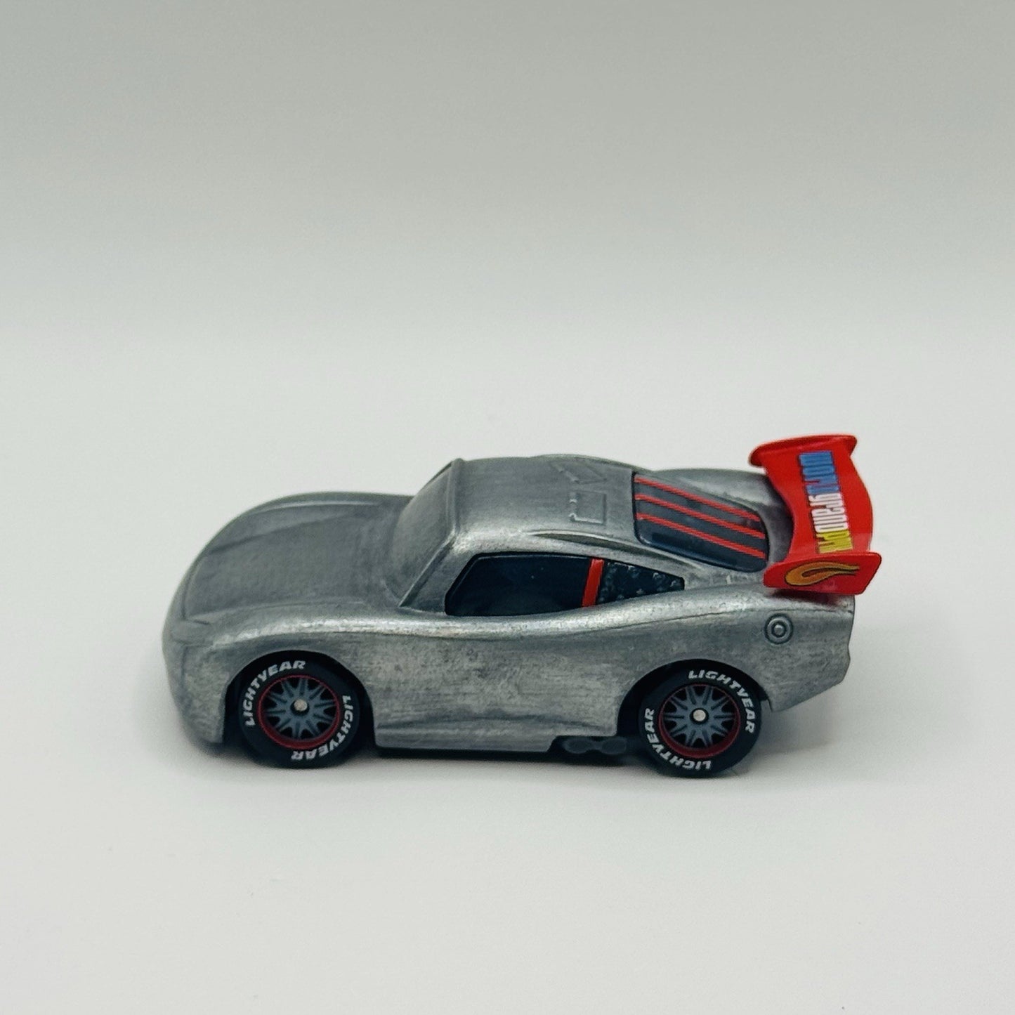 Disney Pixar Cars - PROTOTYPE TESTSHOT WGP LIGHTNING MCQUEEN Cars 2 1:55 Diecast
