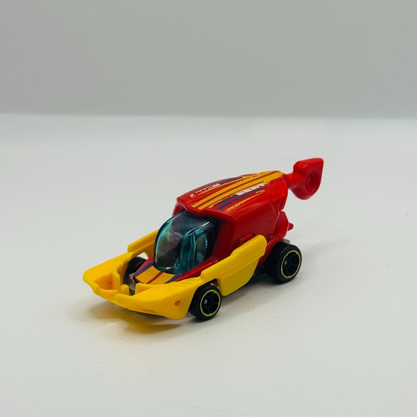 Hot Wheels - SKY BOAT Experimotors 7/10 - 1:64 Scale Diecast