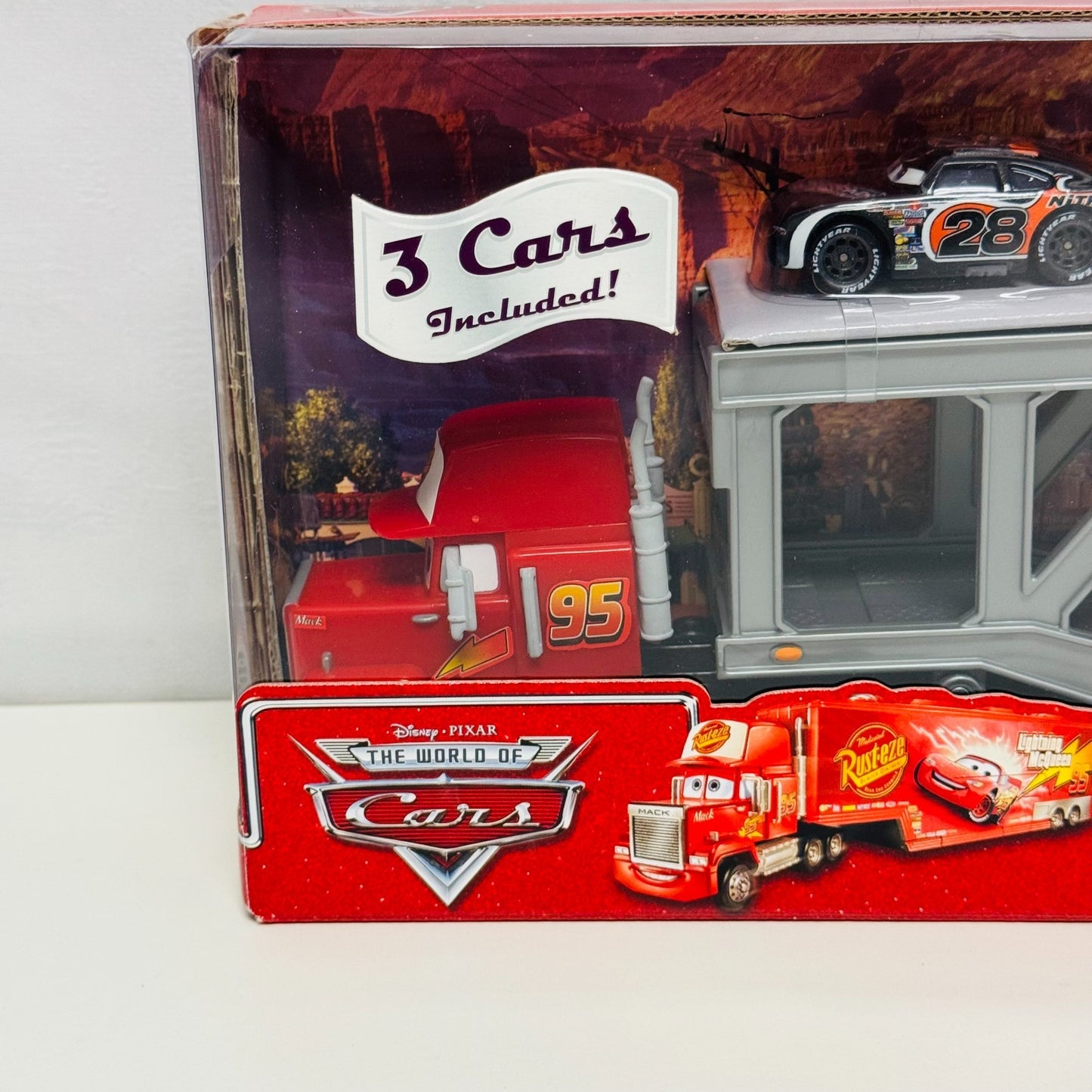 Disney Pixar Cars - MACK TRANSPORTER HAULER BOB BUMPER NITROADE - 1:55 Diecast