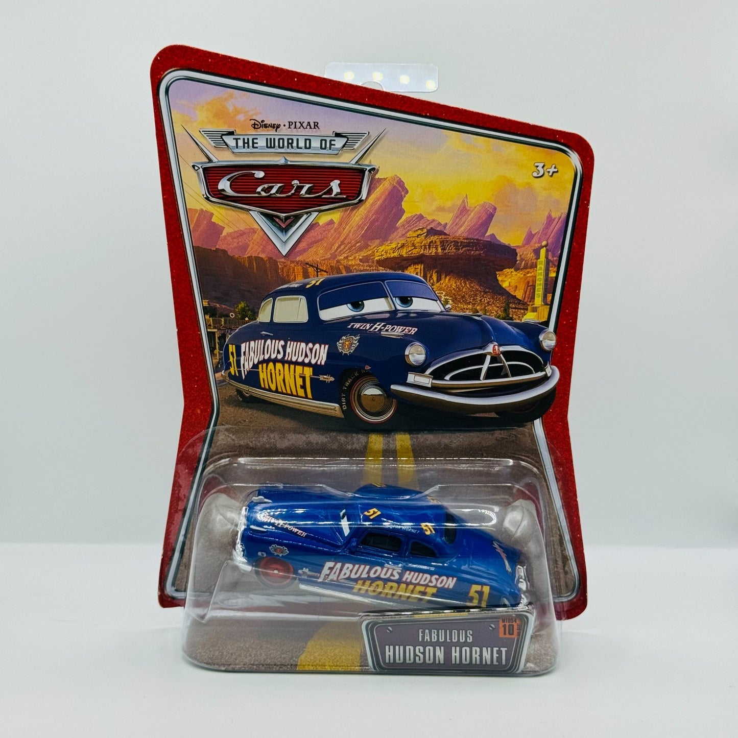 Disney Pixar Cars - FABULOUS HUDSON HORNET DOC World Of Cars 2008 - 1:55 Diecast