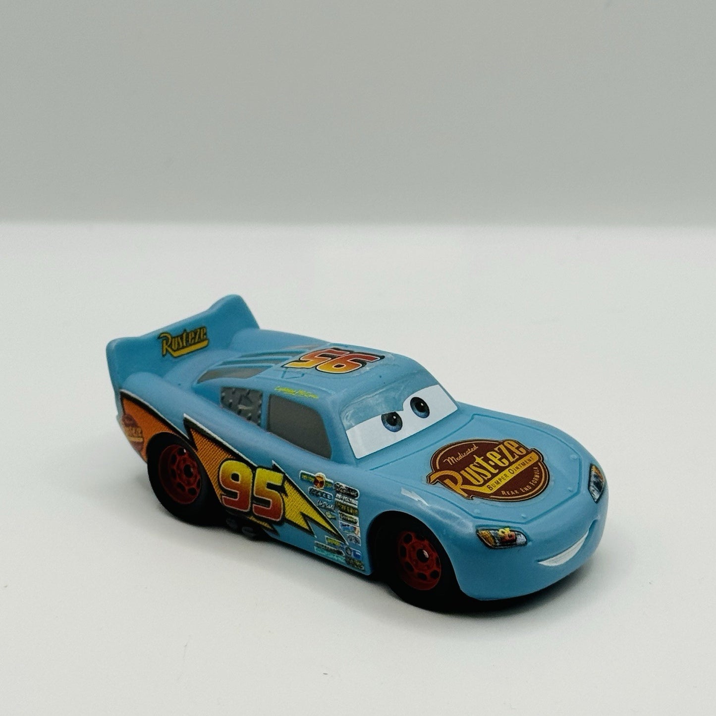 Disney Pixar Cars - COLOR CHANGERS CARS 1 LIGHTNING MCQUEEN Blue/ Red 1:55 Scale