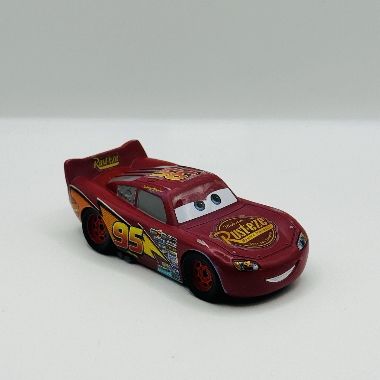 Disney Pixar Cars - COLOR CHANGERS CARS 1 LIGHTNING MCQUEEN Blue/ Red 1:55 Scale