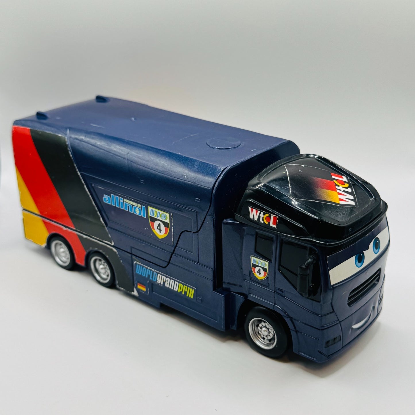 Disney Pixar Cars - MAX SCHNELL HAULER JORG Transforming Transporter 1:55 Scale