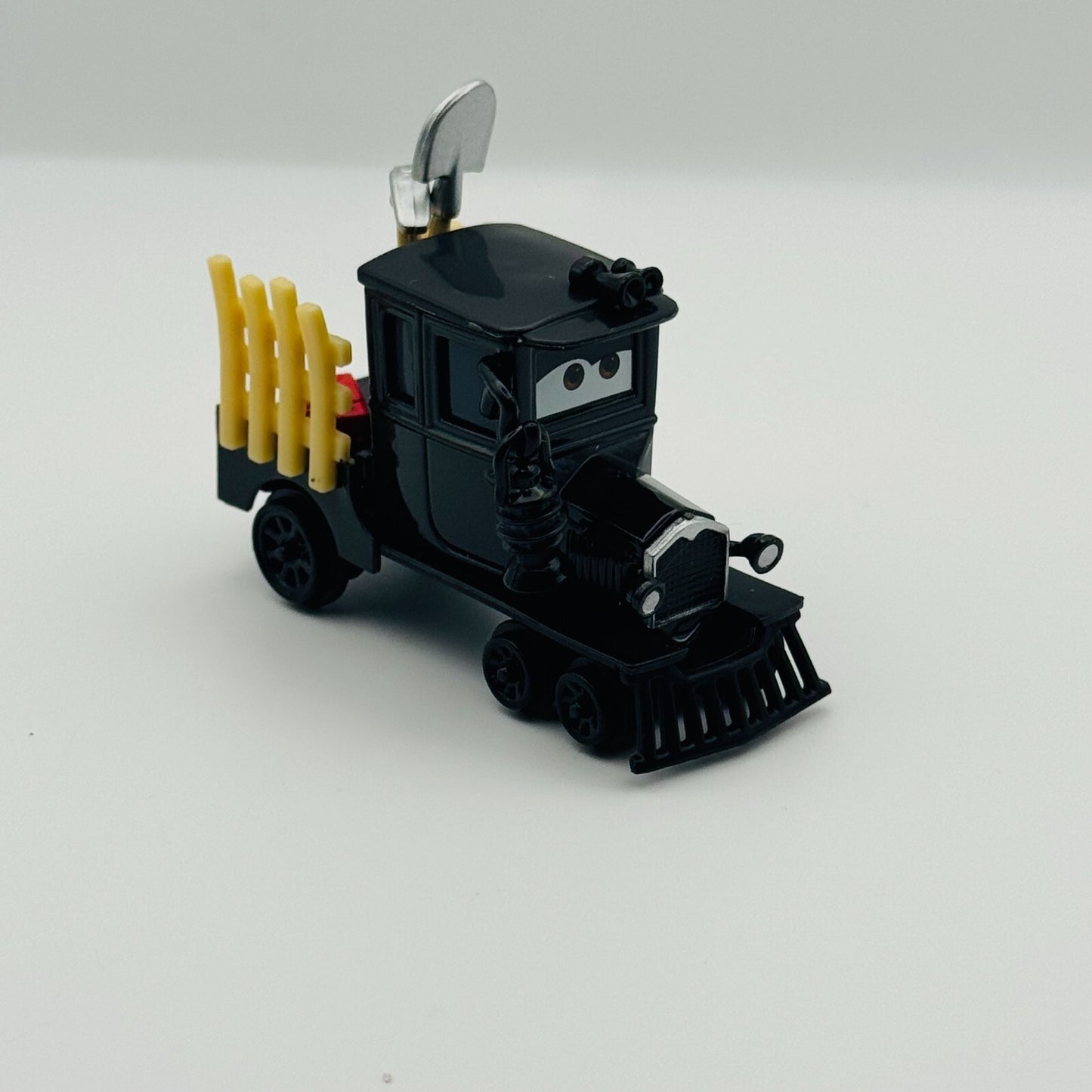 Disney Pixar Cars - GALLOPING GEARGRINDER 2016 - 1:55 Diecast