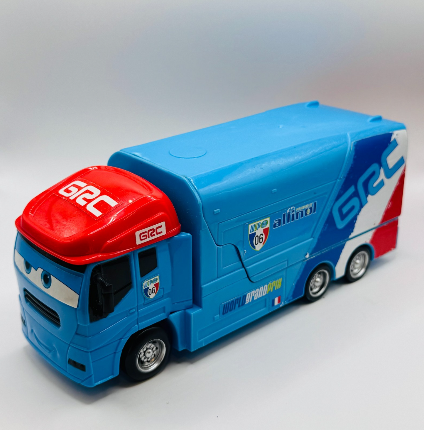 Disney Pixar Cars RAOUL CAROULE HAULER ANDRE Transforming Transporter 1:55 Scale