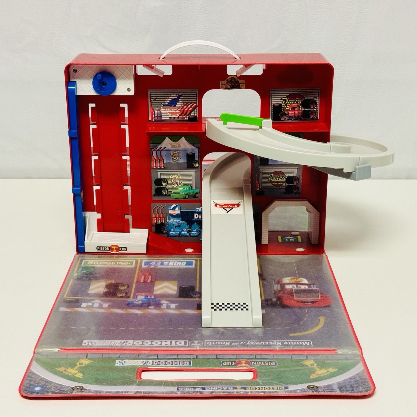 Disney Pixar Cars - Takara Tomy Tomica PISTON CUP PANORAMA CARRY CASE PLAYSET
