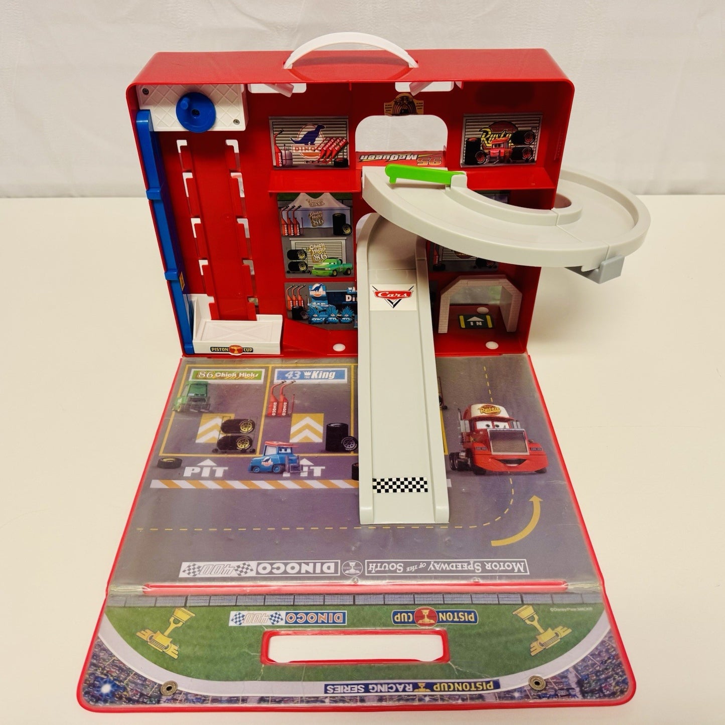 Disney Pixar Cars - Takara Tomy Tomica PISTON CUP PANORAMA CARRY CASE PLAYSET