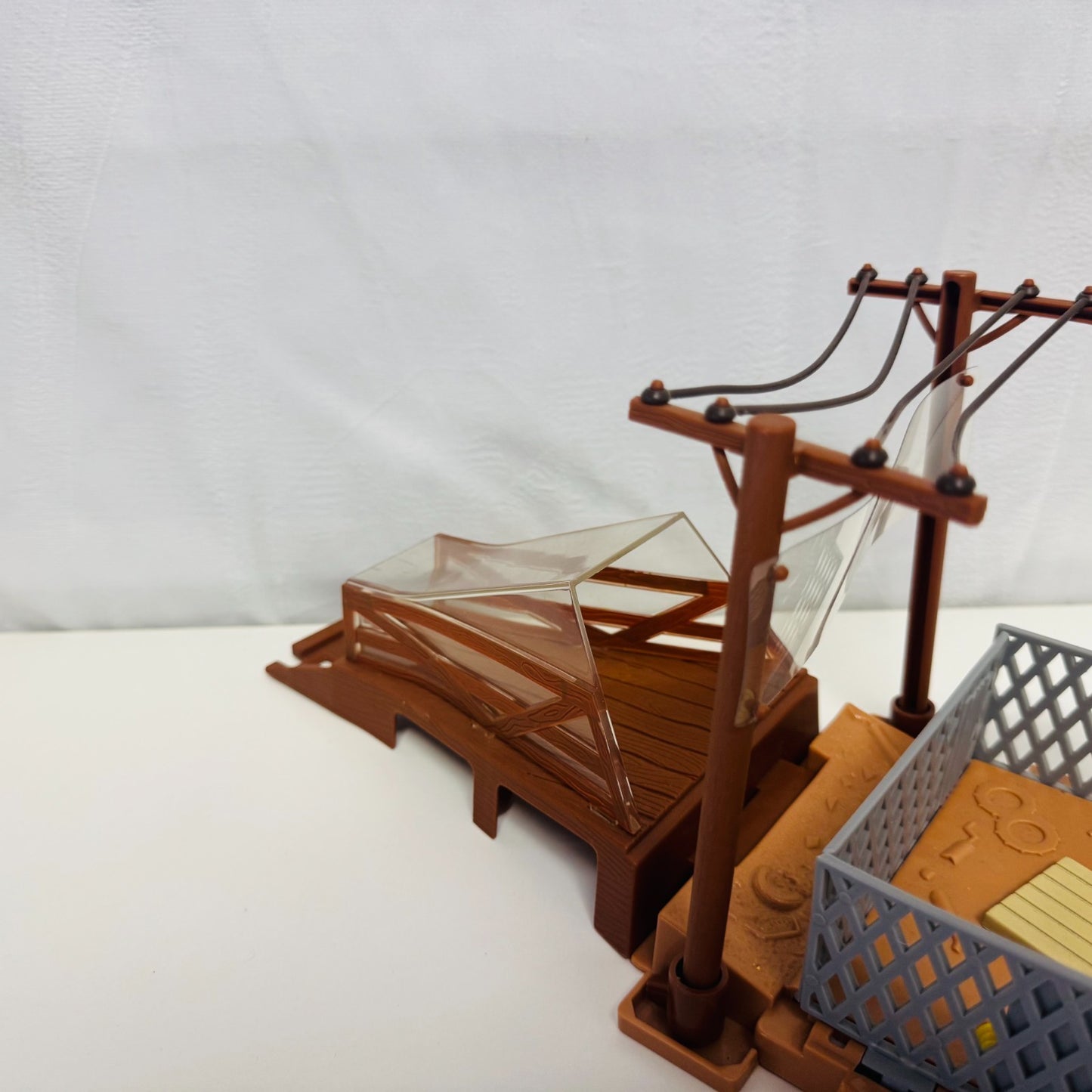 Disney Pixar Cars - Mini Adventures RADIATOR SPRINGS SPEED TRAP TRACK SET 2009
