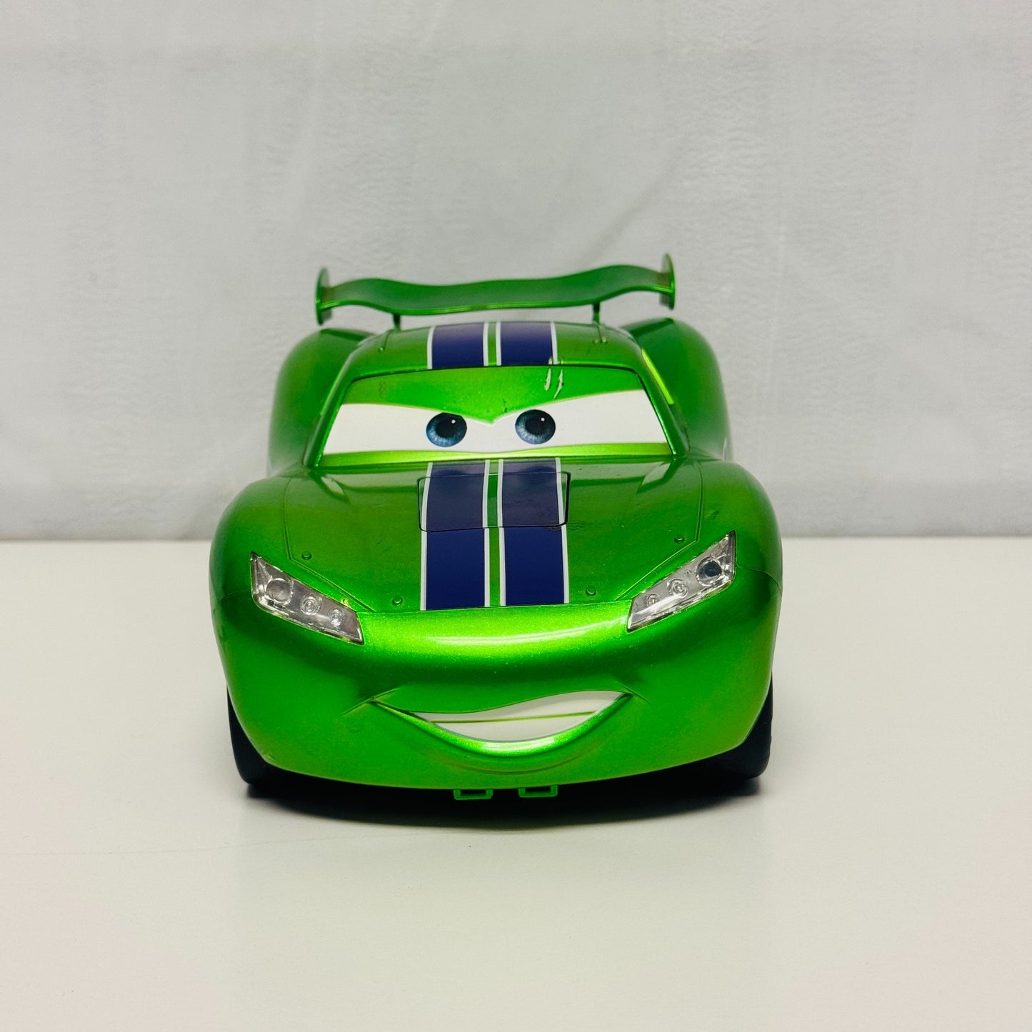Disney Pixar Cars - RIDEMAKERZ HOT ROD GREEN LIGHTNING MCQUEEN Cars 2